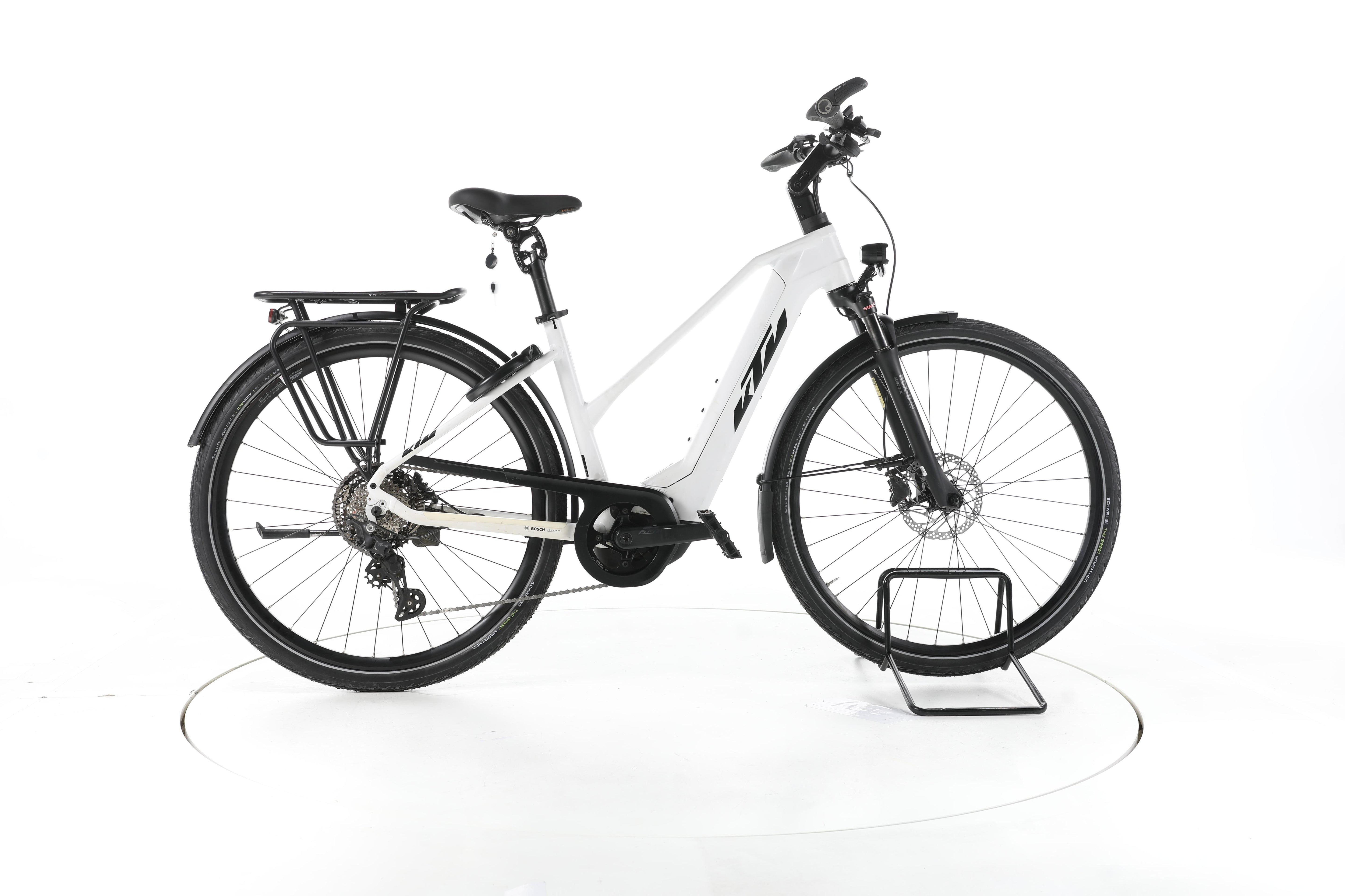 KTM Cento 10 Plus Trekking E-Bike - Image 1
