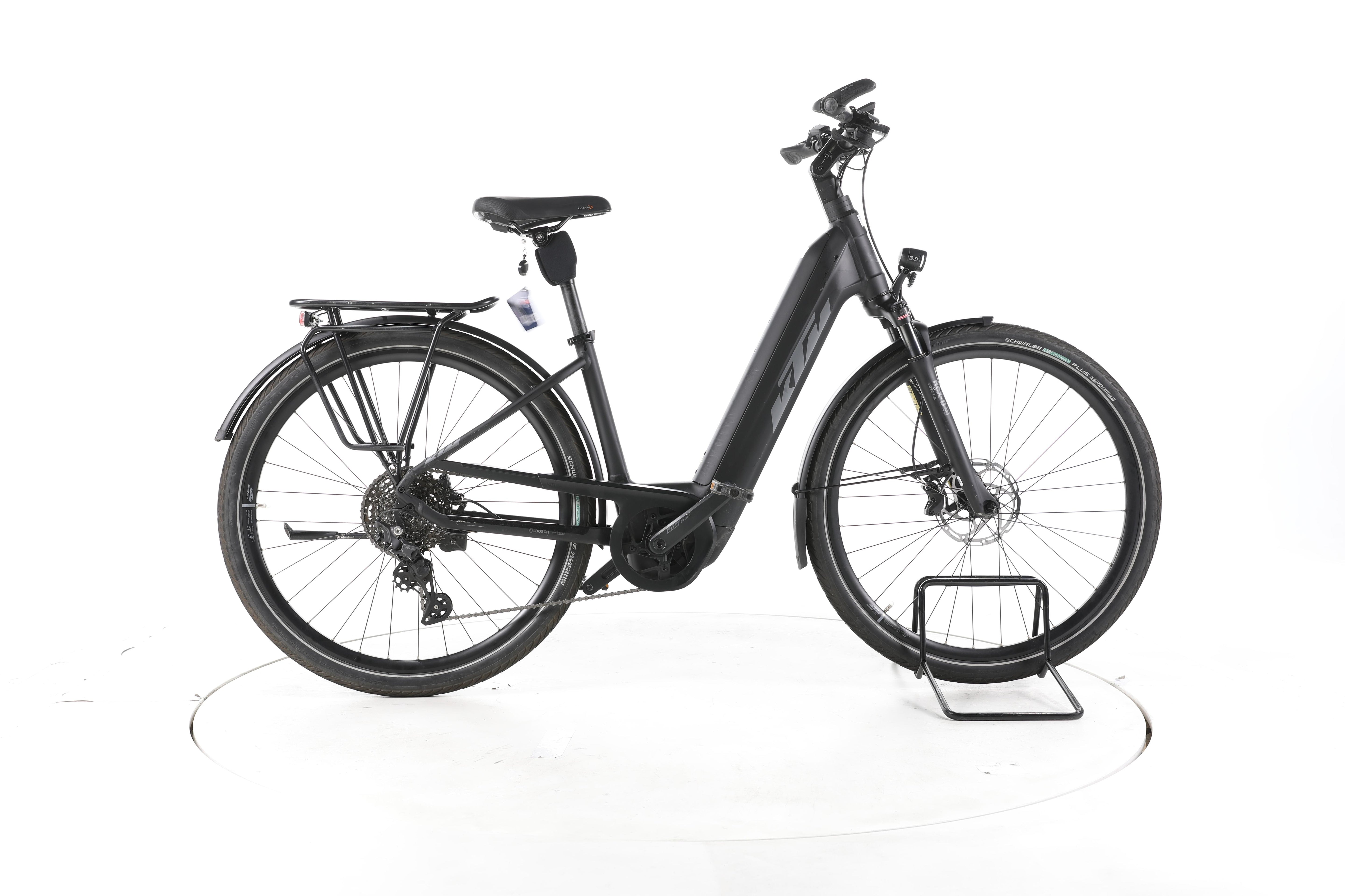 KTM Macina Style Pro Trekking E-Bike Tiefeinsteiger - Image 1
