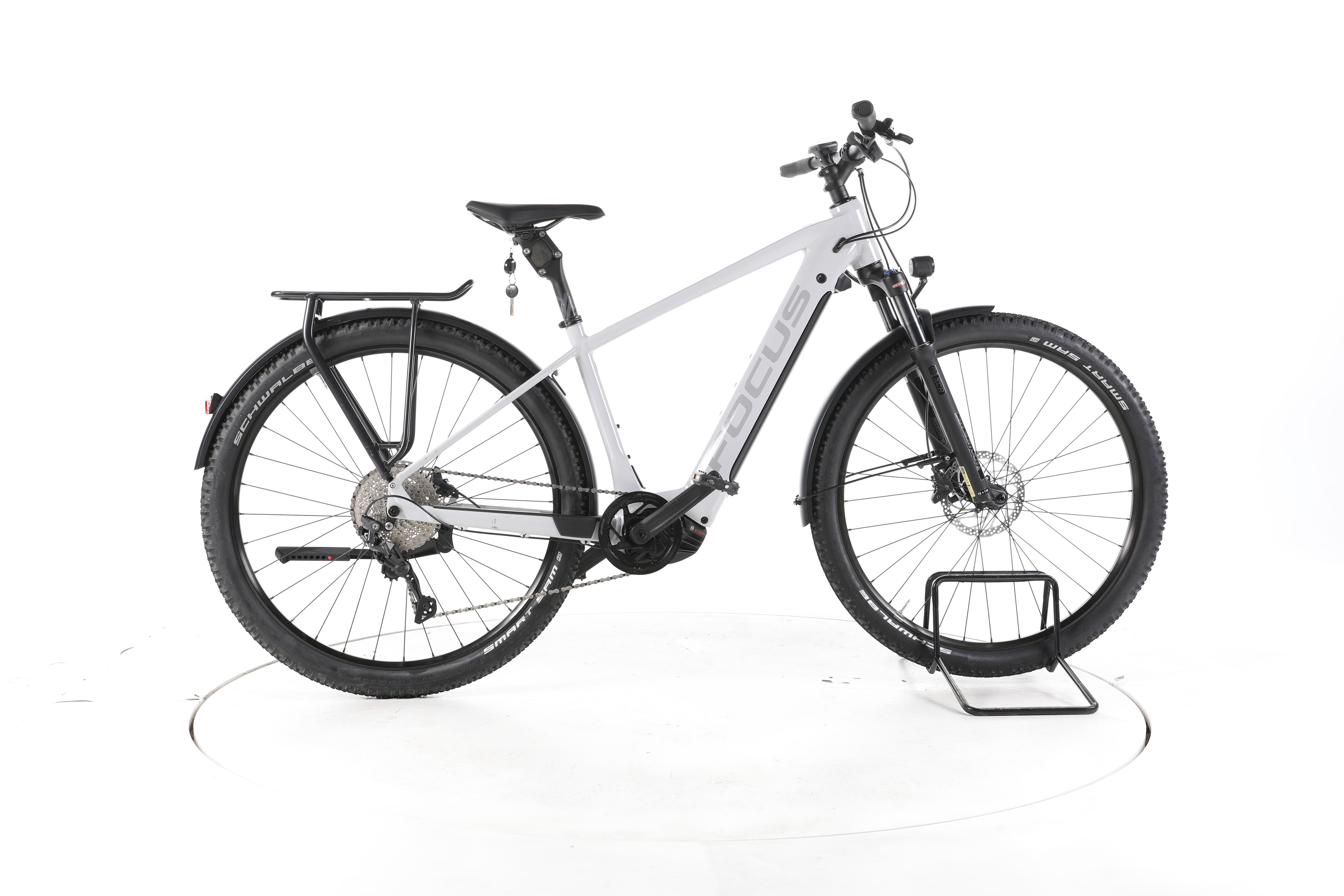 Focus Aventura² 6.7 Trekking E-Bike - Image 1