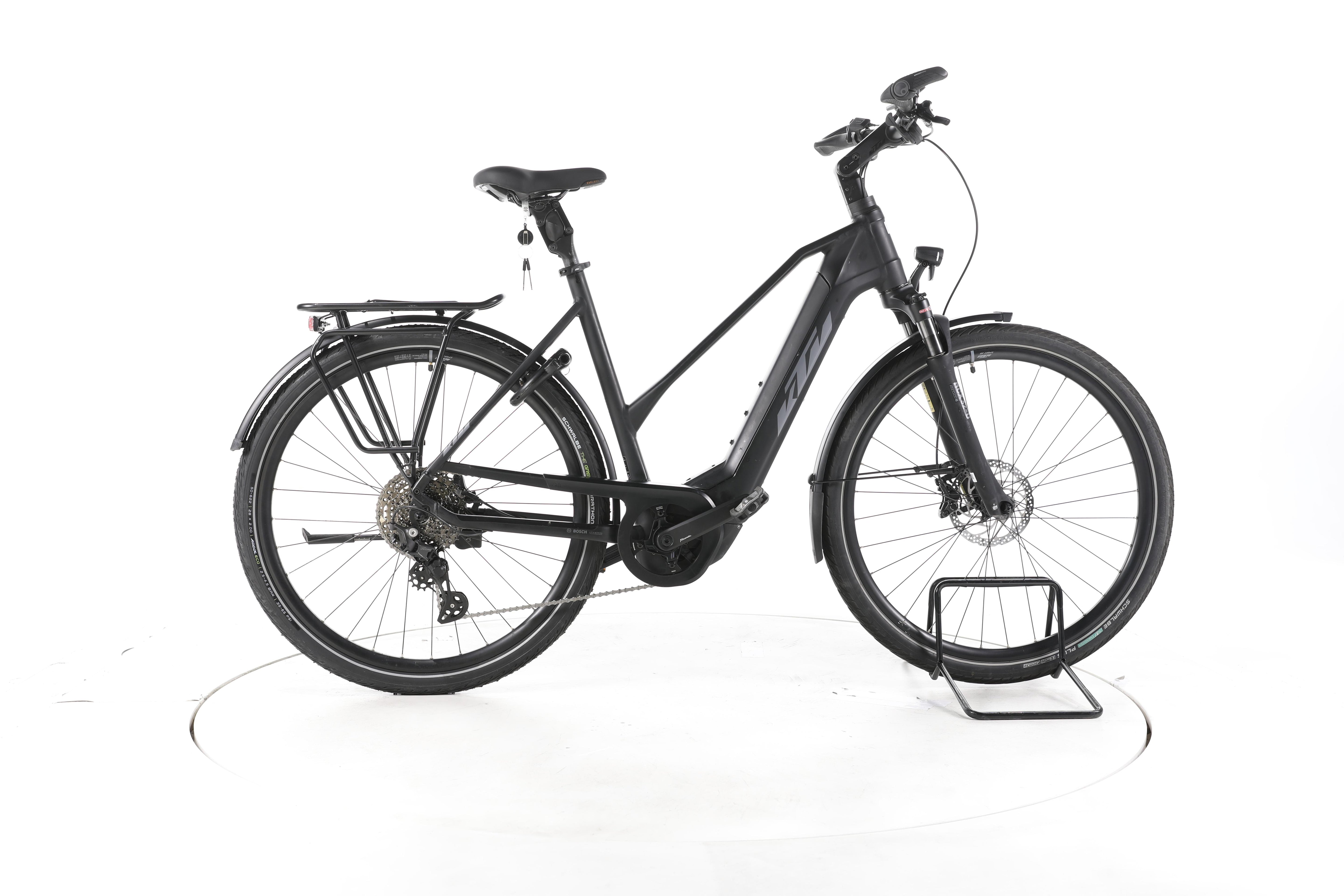 KTM Macina Style 730 Trekking E-Bike - Image 1