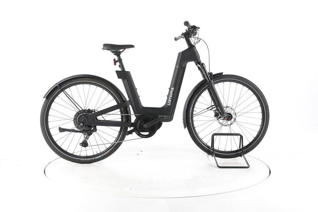 Urtopia Fusion Trekking E-Bike Tiefeinsteiger Carbon 2025 - Image 1
