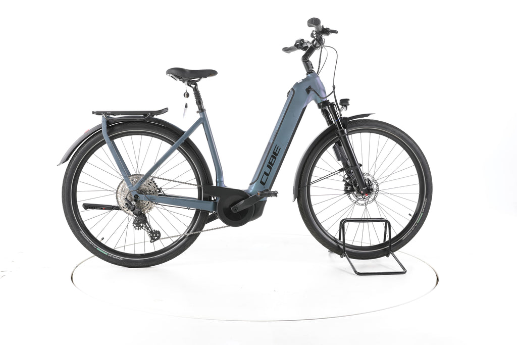 Cube Kathmandu Hybrid ABS Trekking E-Bike Tiefeinsteiger - Image 1