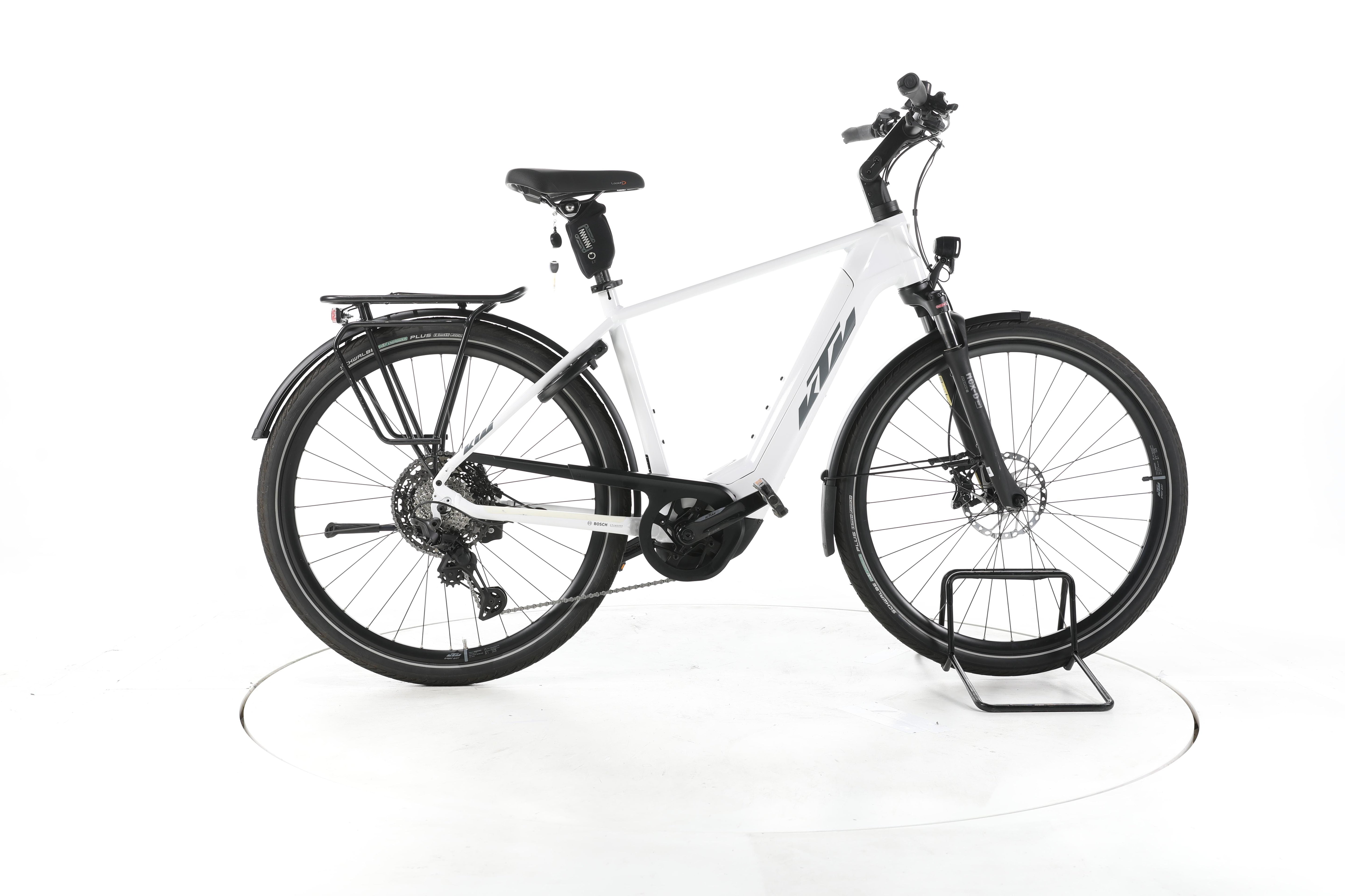 KTM Macina Style 720 Trekking E-Bike - Image 1