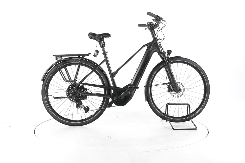 KTM Macina Style XL Trekking E-Bike - Image 1