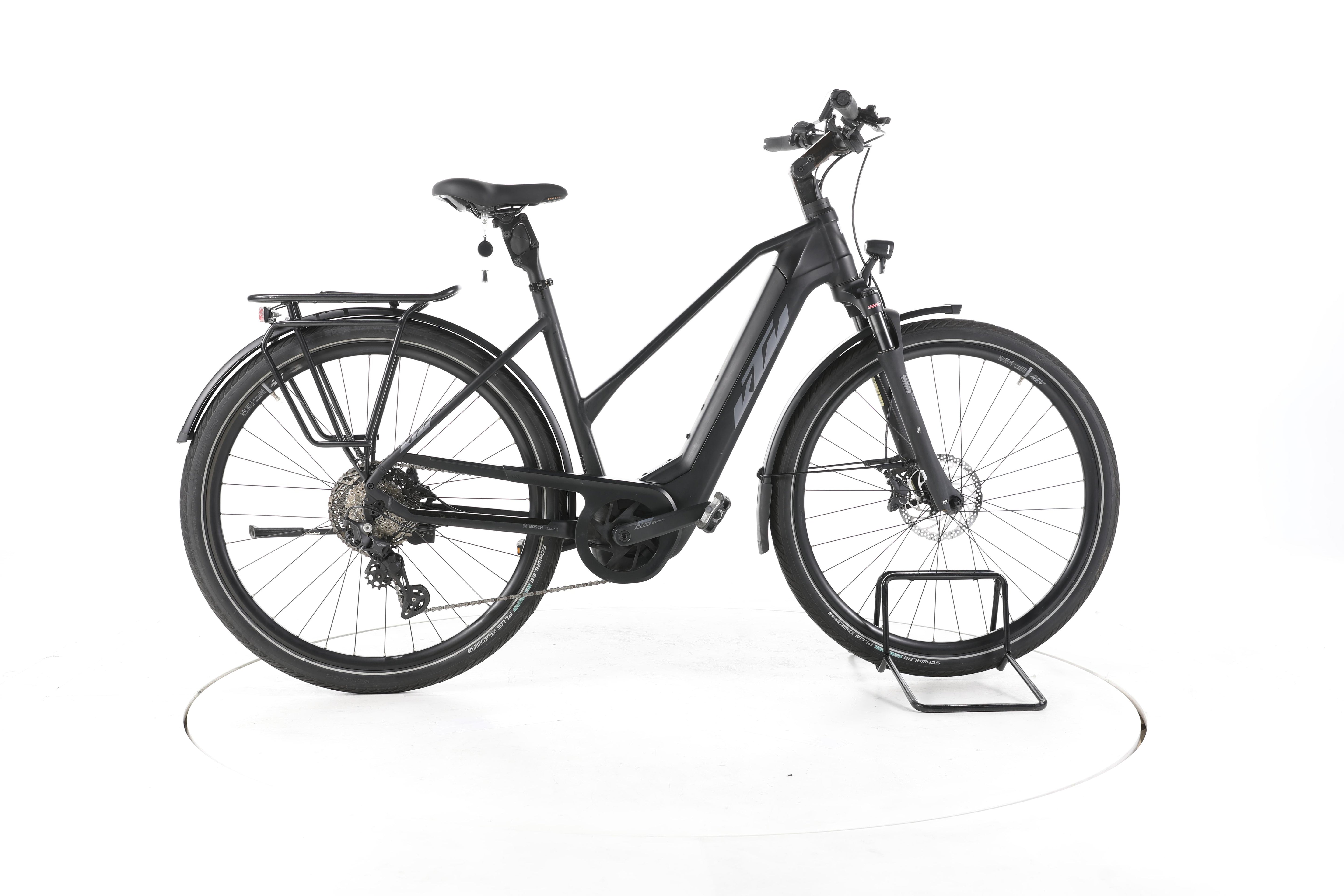 KTM Macina Style 730 Trekking E-Bike - Image 1