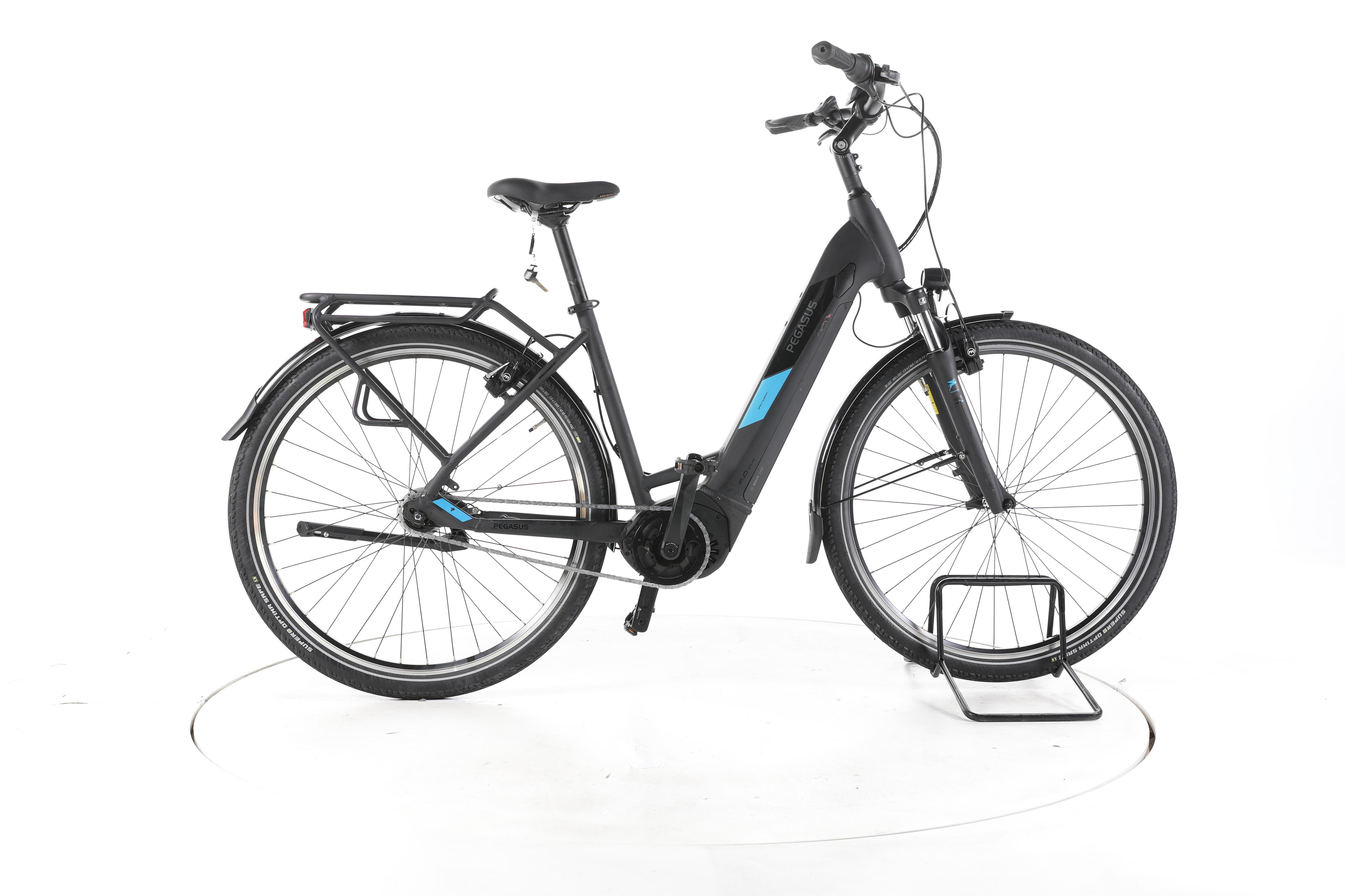 Pegasus Solero EVO 7R Plus City E-Bike Tiefeinsteiger - Image 1
