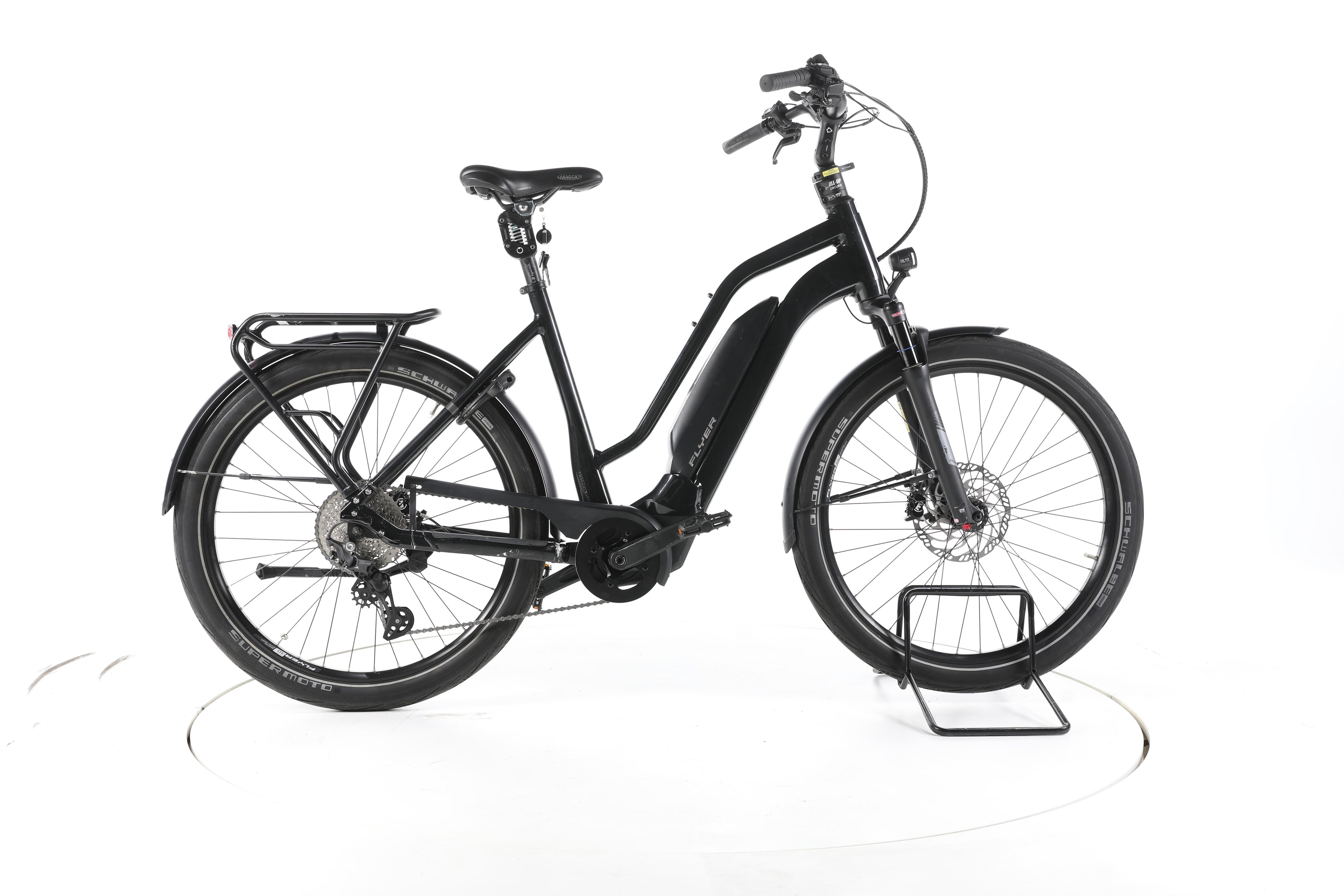 FLYER Upstreet3 7.10 Trekking E-Bike - Image 1