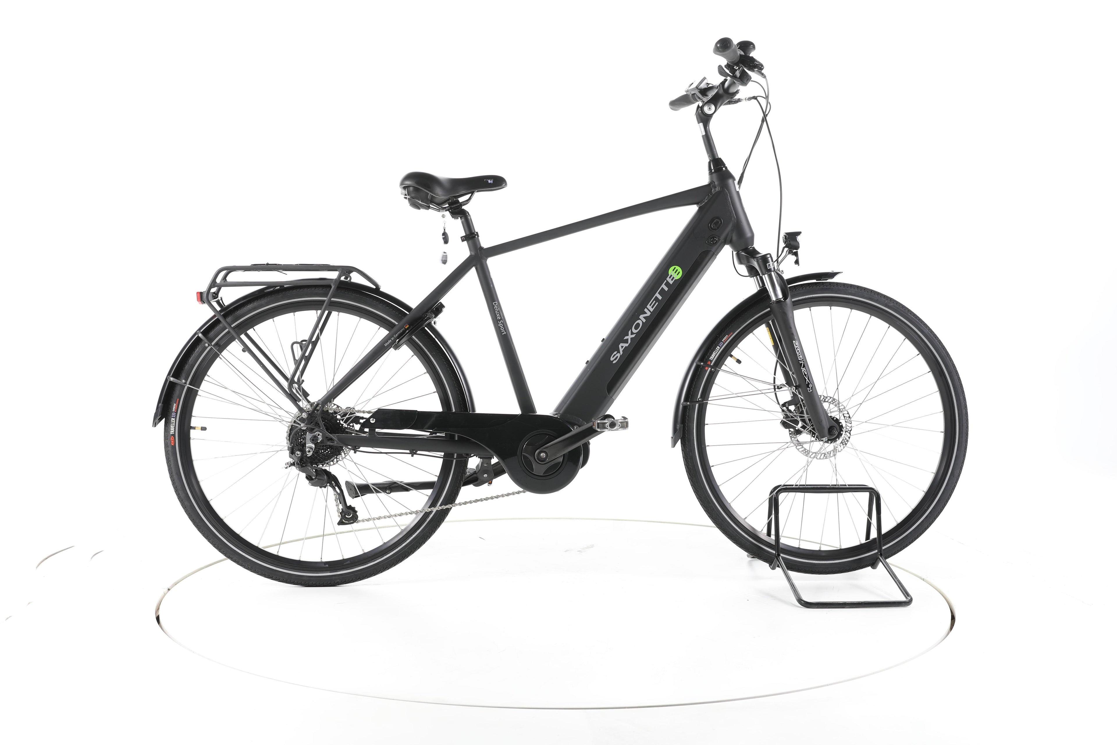 Saxonette Deluxe Sport Trekking E-Bike - Image 1