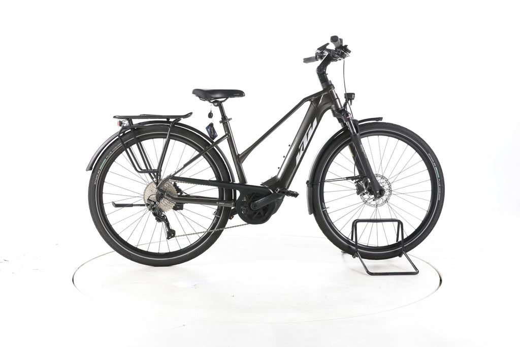 KTM Macina Style 740 Trekking E-Bike - Image 1