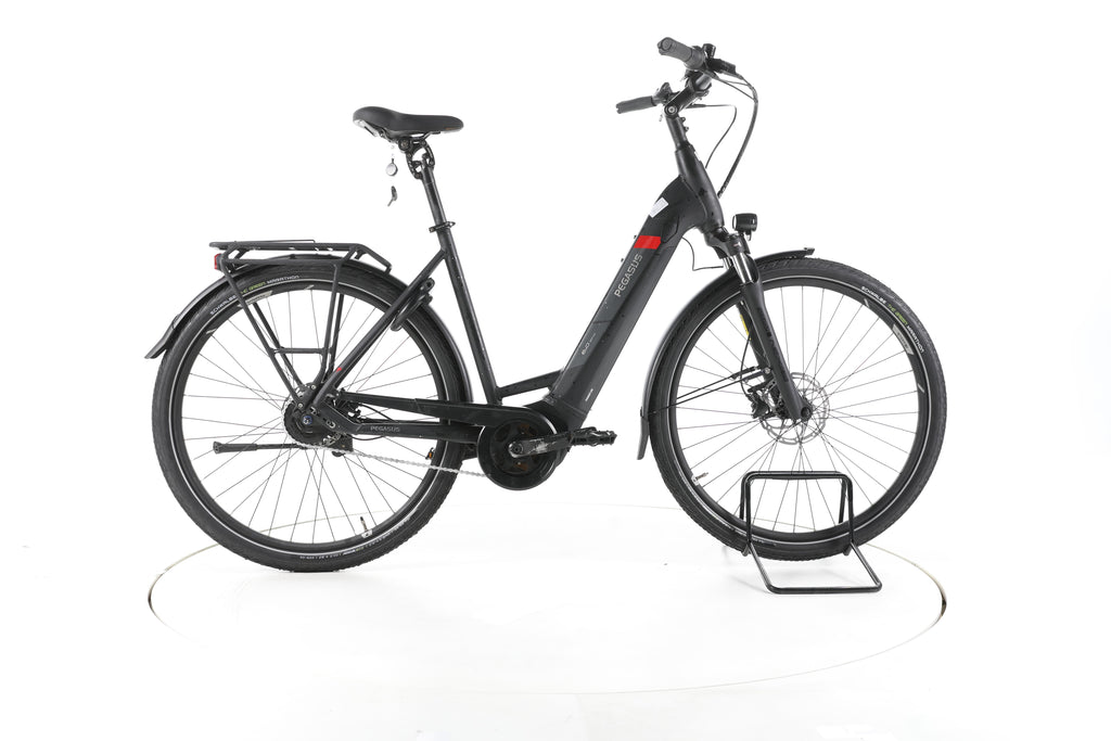 Pegasus Premio EVO 5R City E-Bike Tiefeinsteiger - Image 1