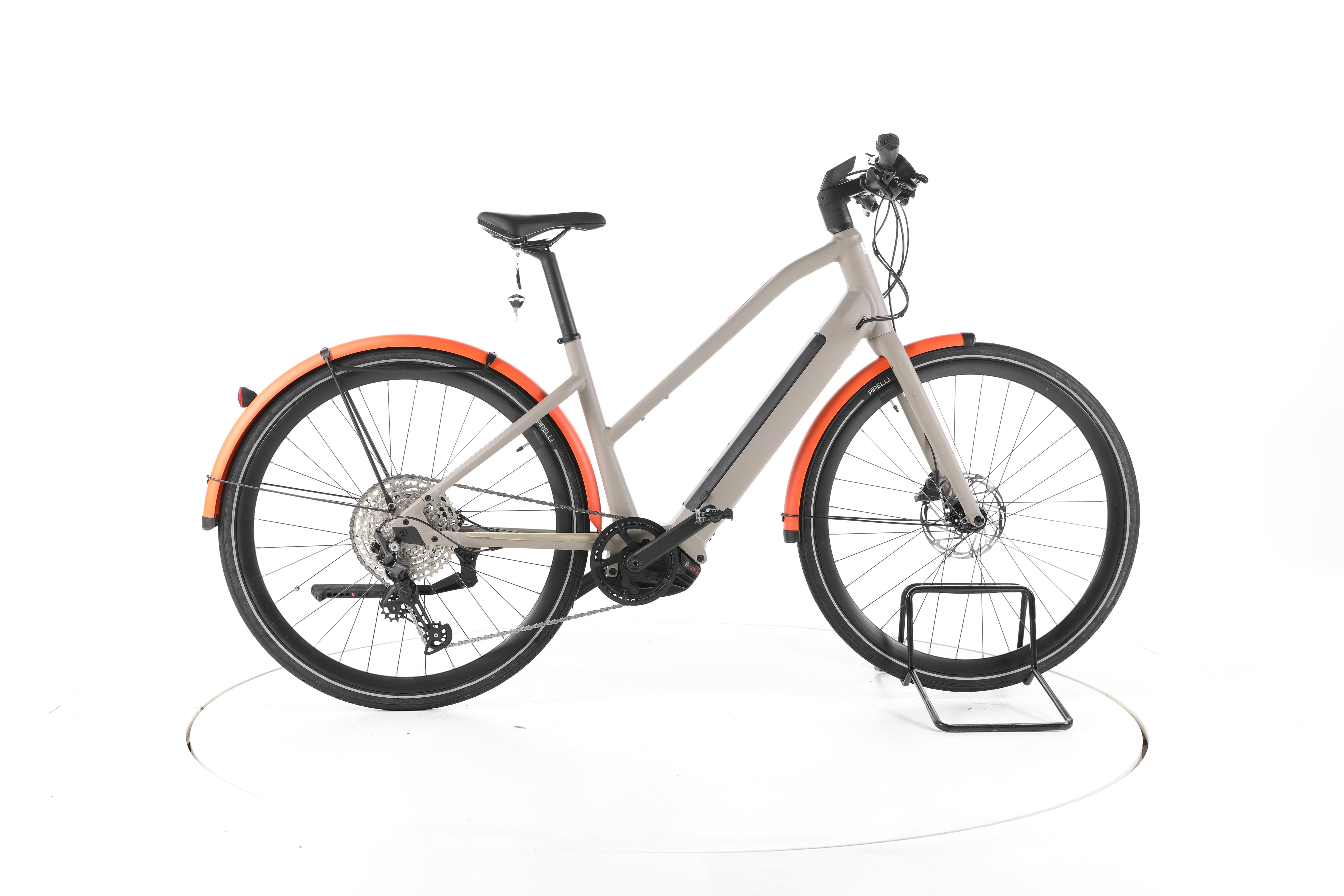 BMC 257 AMP AL TWO ST Trekking E-Bike - Image 1