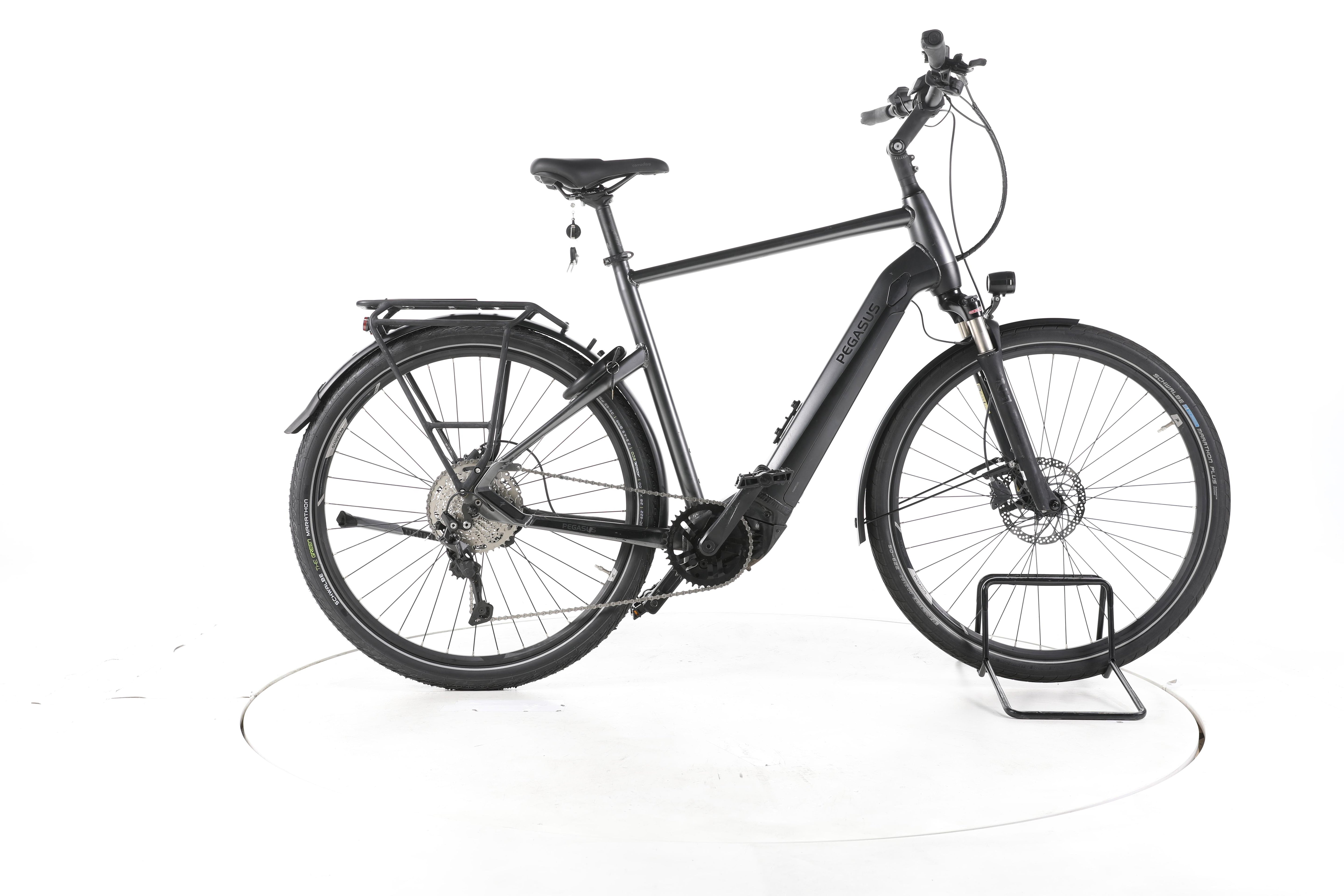 Pegasus Premio Evo 10 Lite Trekking E-Bike - Image 1