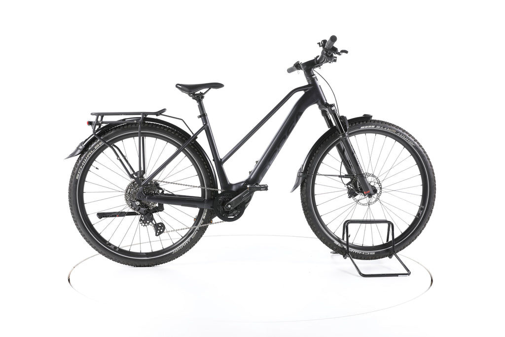 Orbea Kemen Mid SUV 30 Trekking E-Bike 2023 - Image 1