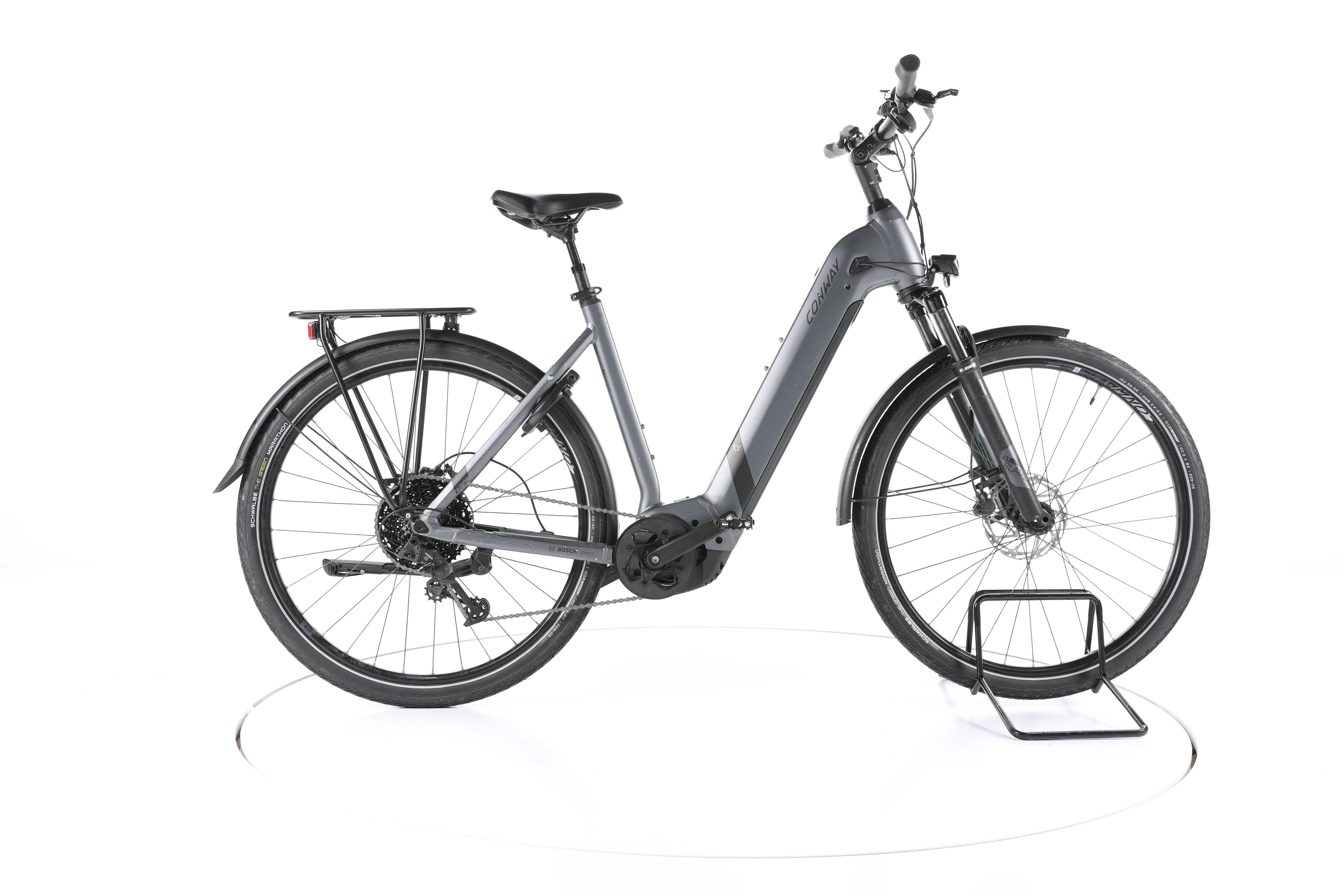 Conway Cairon T 3.0 Trekking E-Bike Tiefeinsteiger 2023 - Image 1