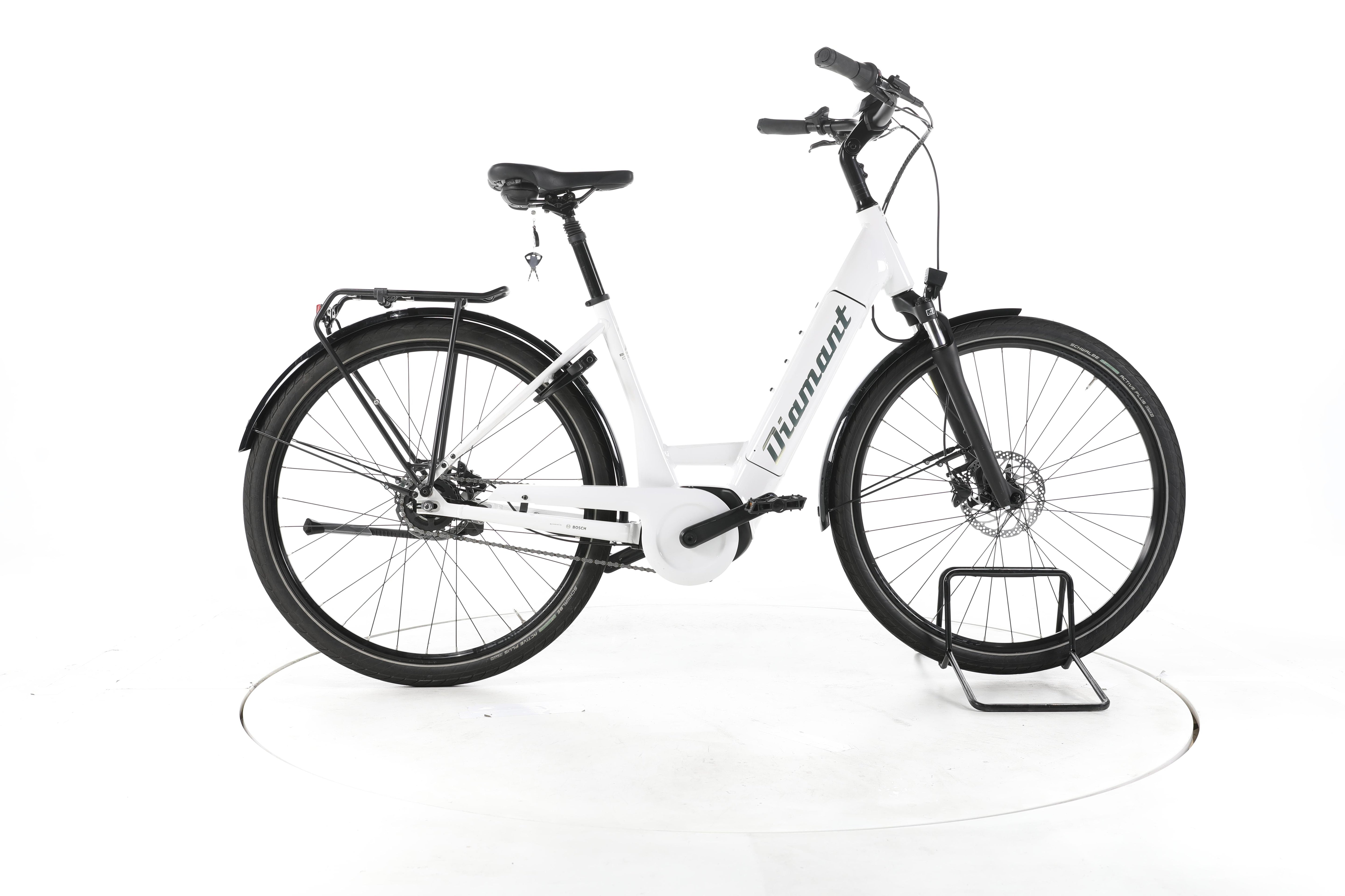 Diamant Beryll Deluxe+ RT Gen 2 City E-Bike Tiefeinsteiger - Image 1
