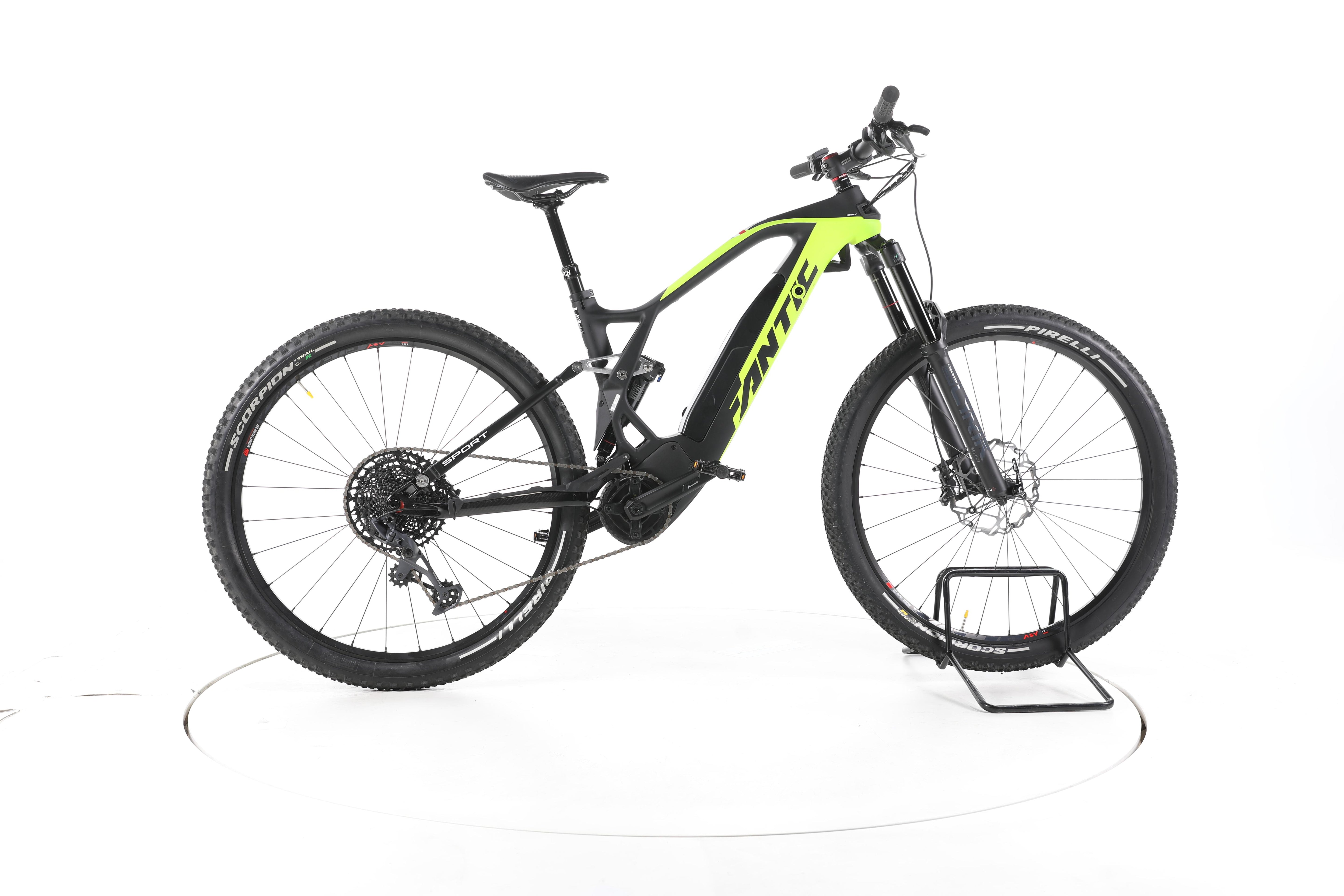 Fantic XTF 1.6 Carbon Sport Fully E-Bike - Image 1