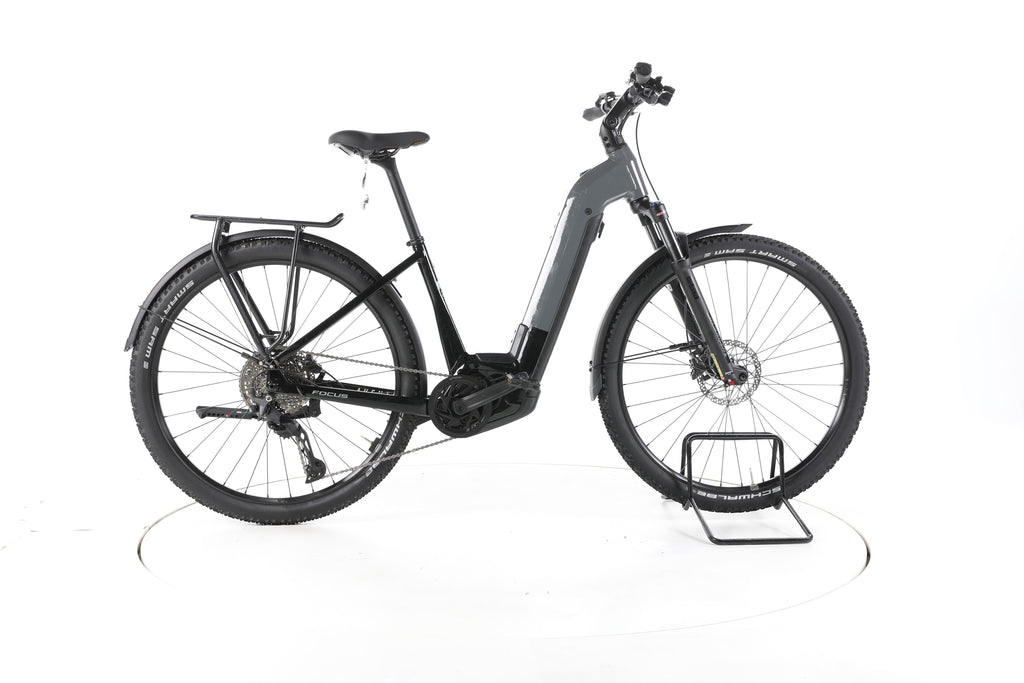 Focus Aventura² 6.8 Trekking E-Bike Tiefeinsteiger 2025 - Image 1
