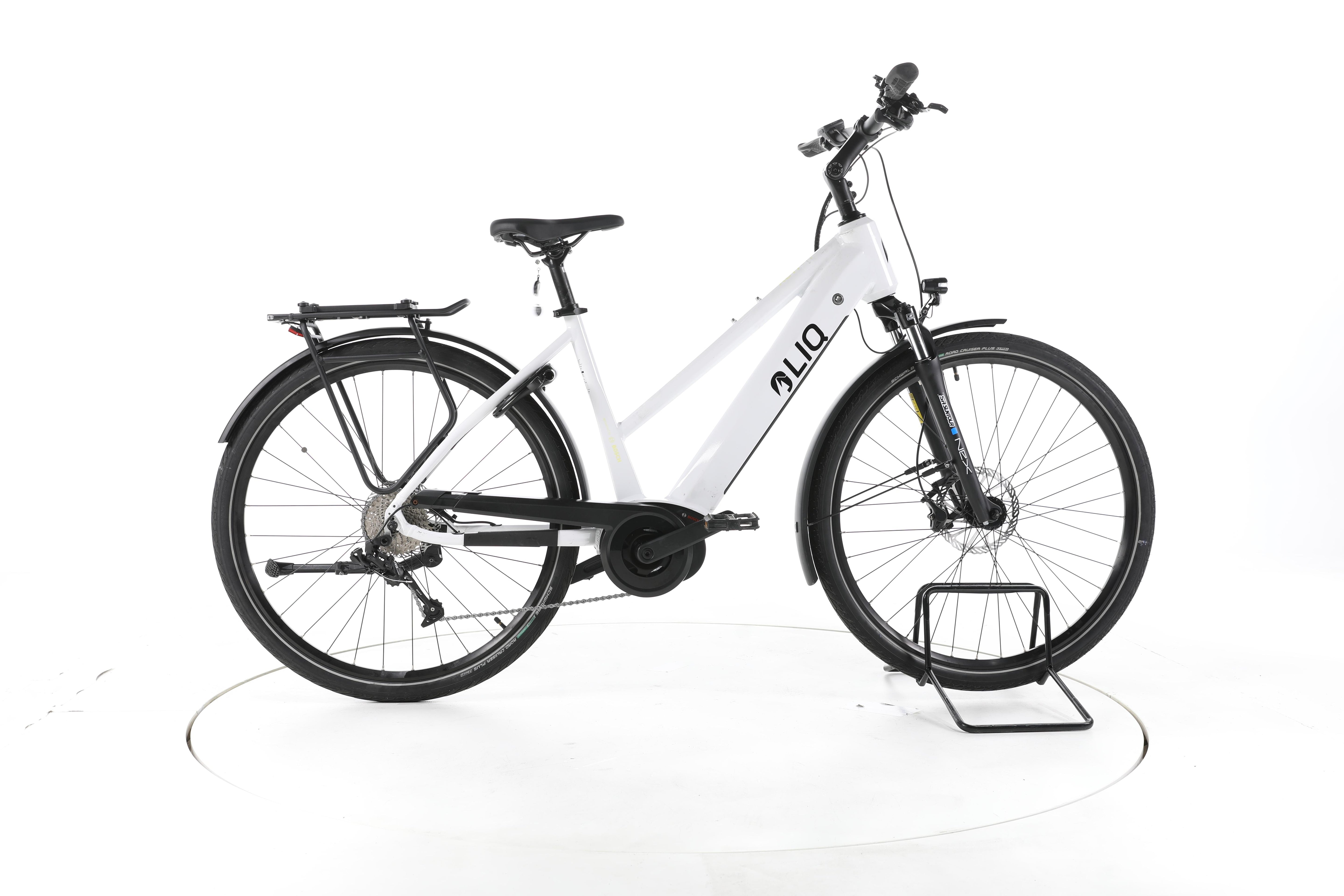 LIQBIKE Active Trekking E-Bike - Image 1