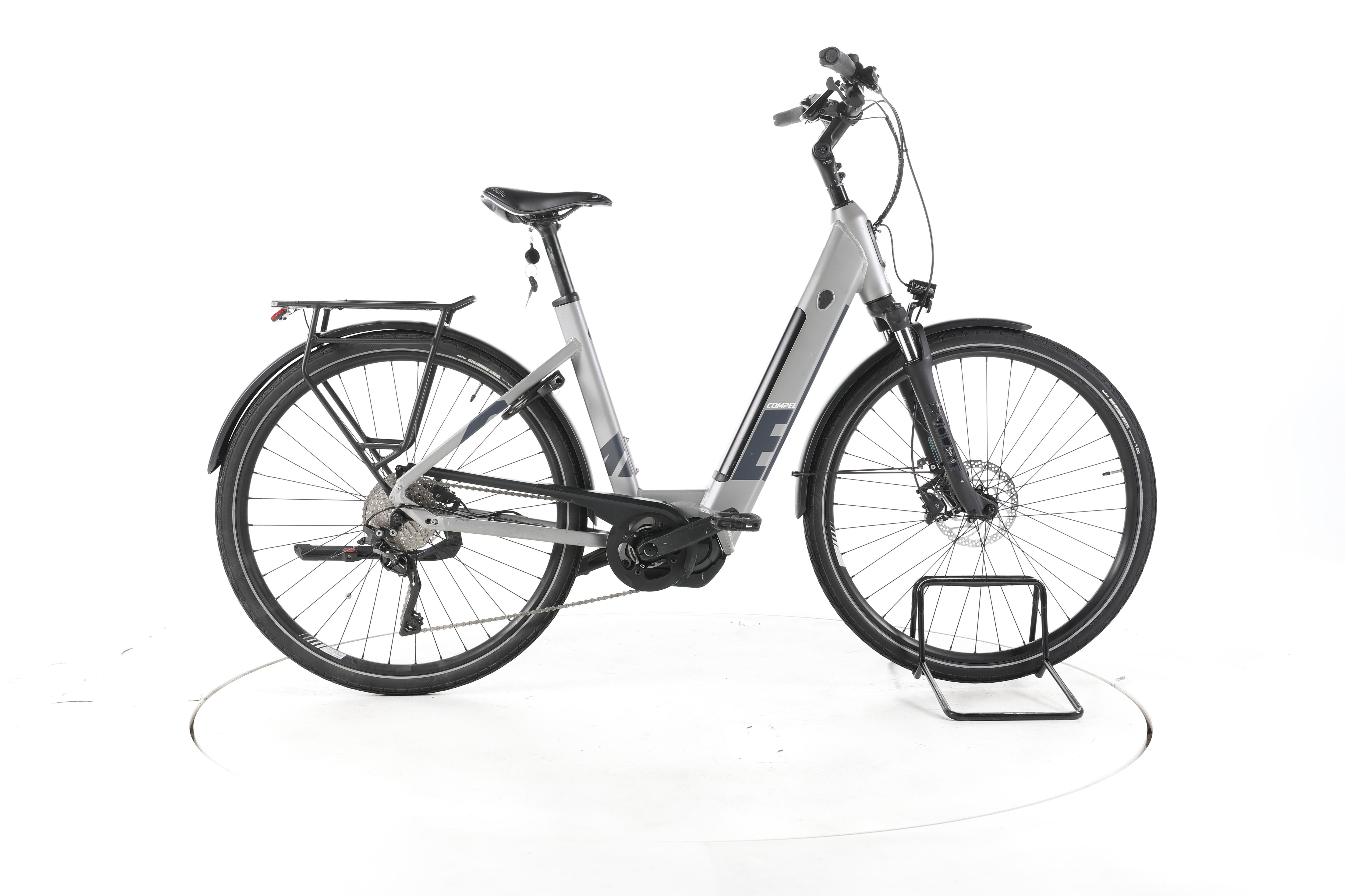 Compel XRC Hybrid Trekking E-Bike Tiefeinsteiger - Image 1