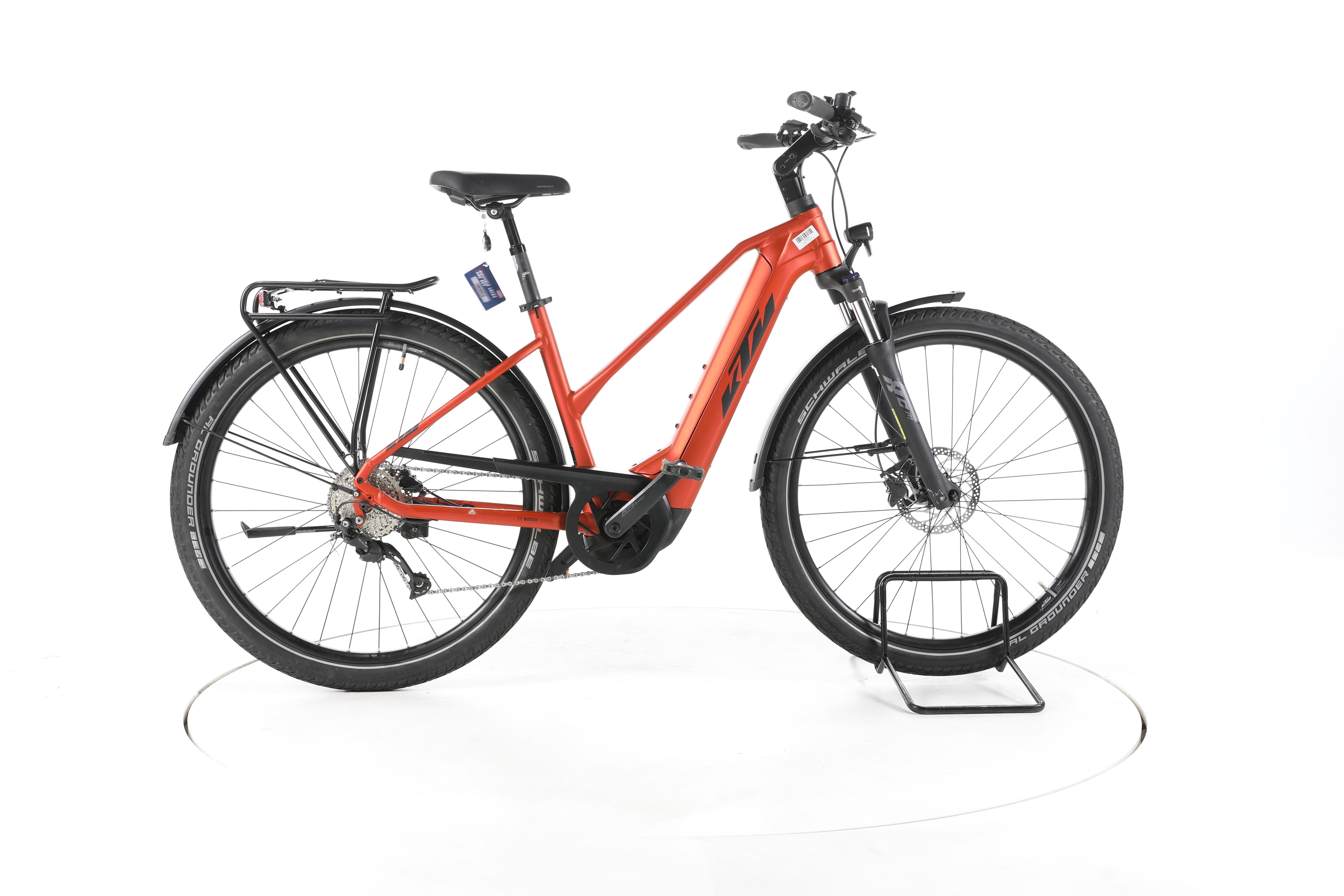 KTM Macina Gran 610 Trekking E-Bike - Image 1