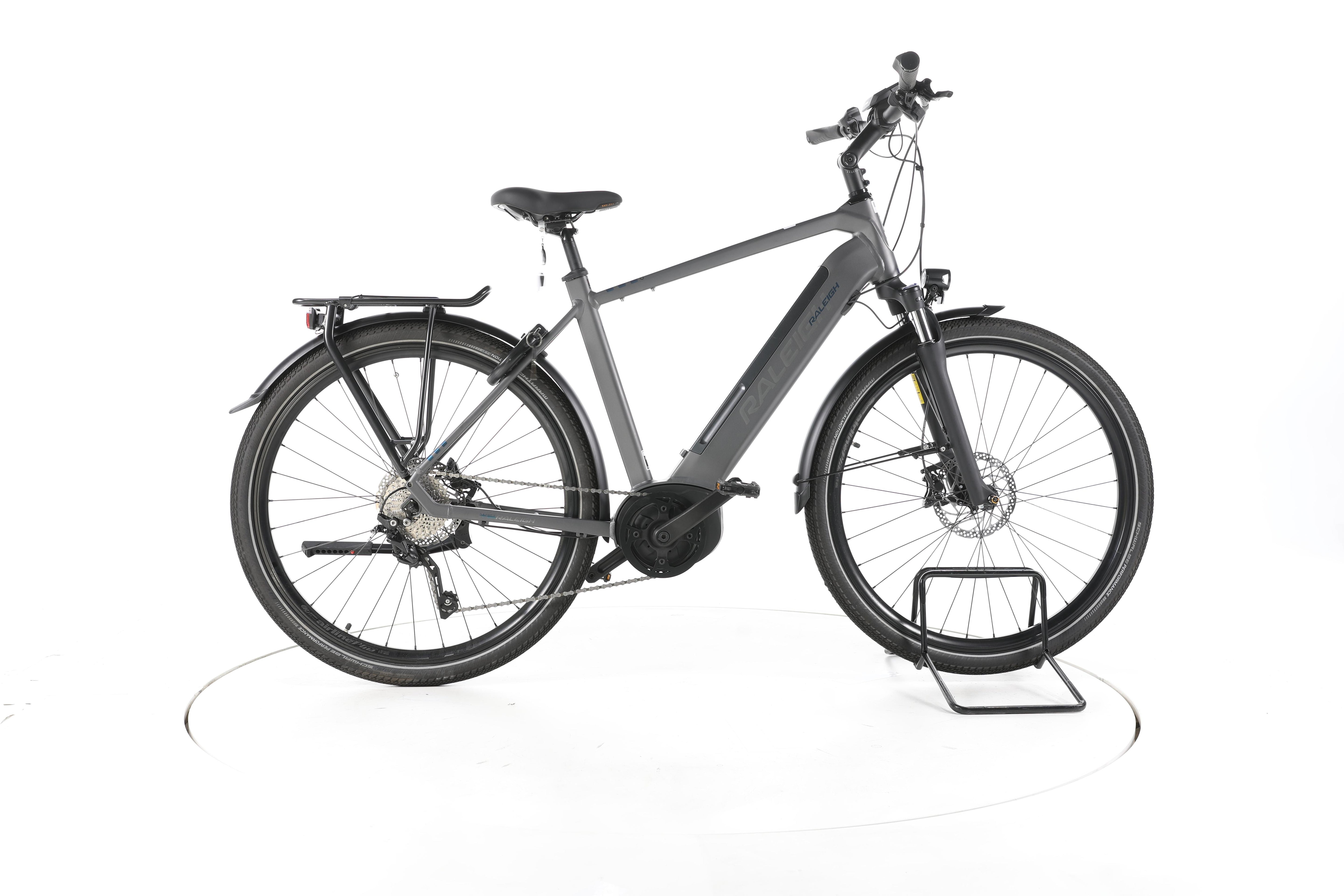 Raleigh Kent 10 Trekking E-Bike - Image 1