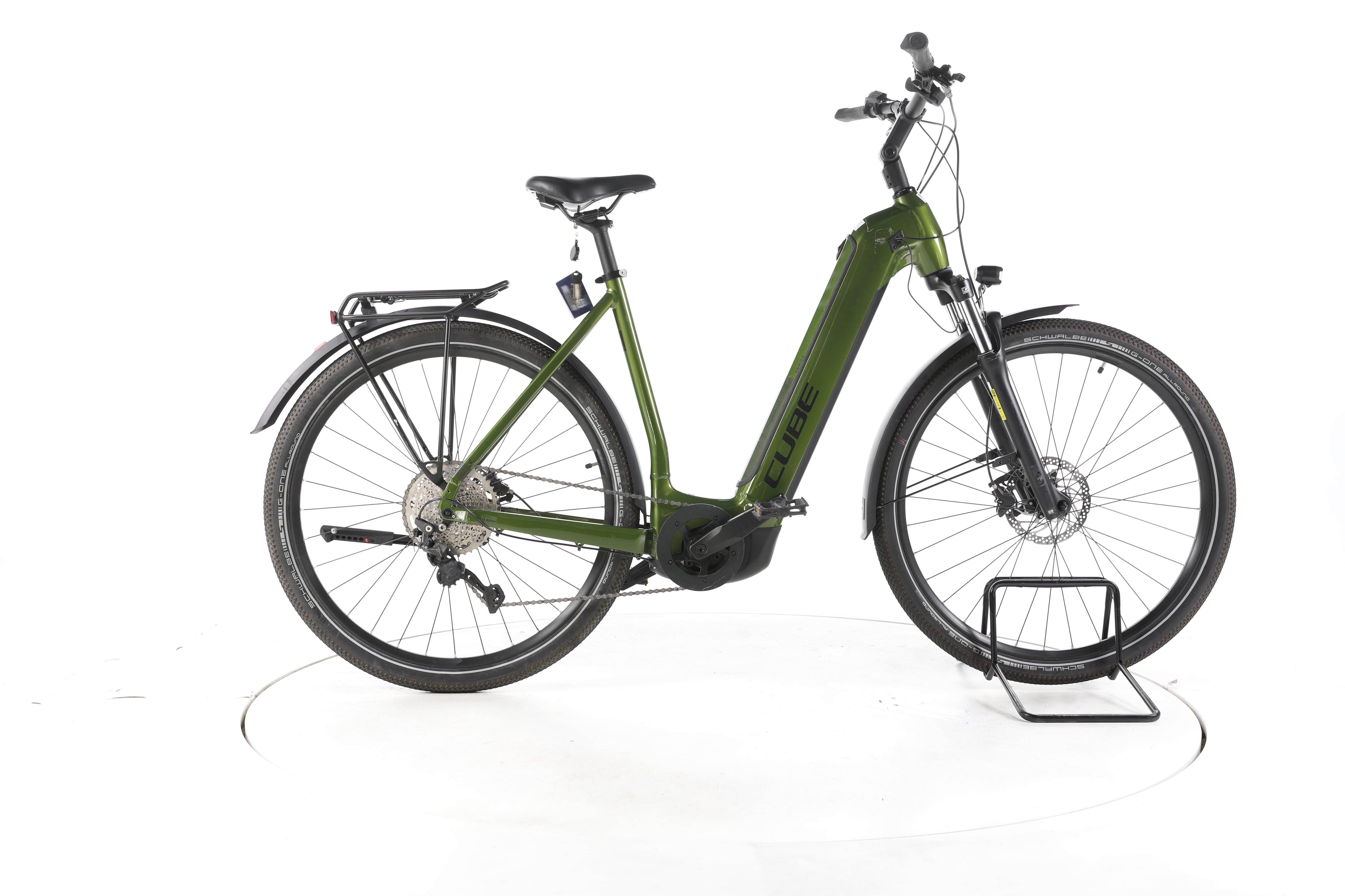 Cube Nuride Hybrid Pro 750 Allroad Trekking E-Bike Tiefeinsteiger - Image 1