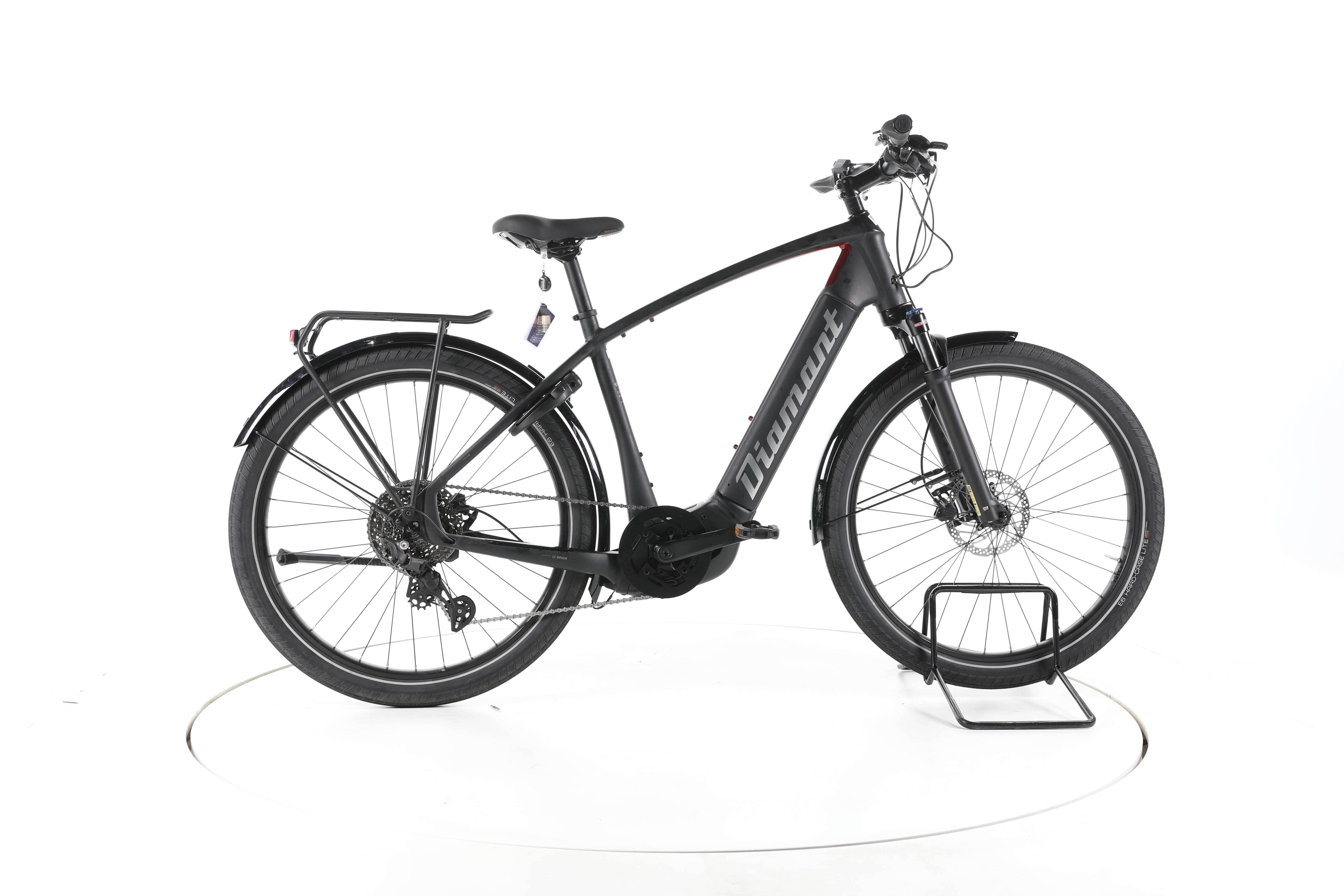 Diamant Zouma Deluxe Trekking E-Bike - Image 1