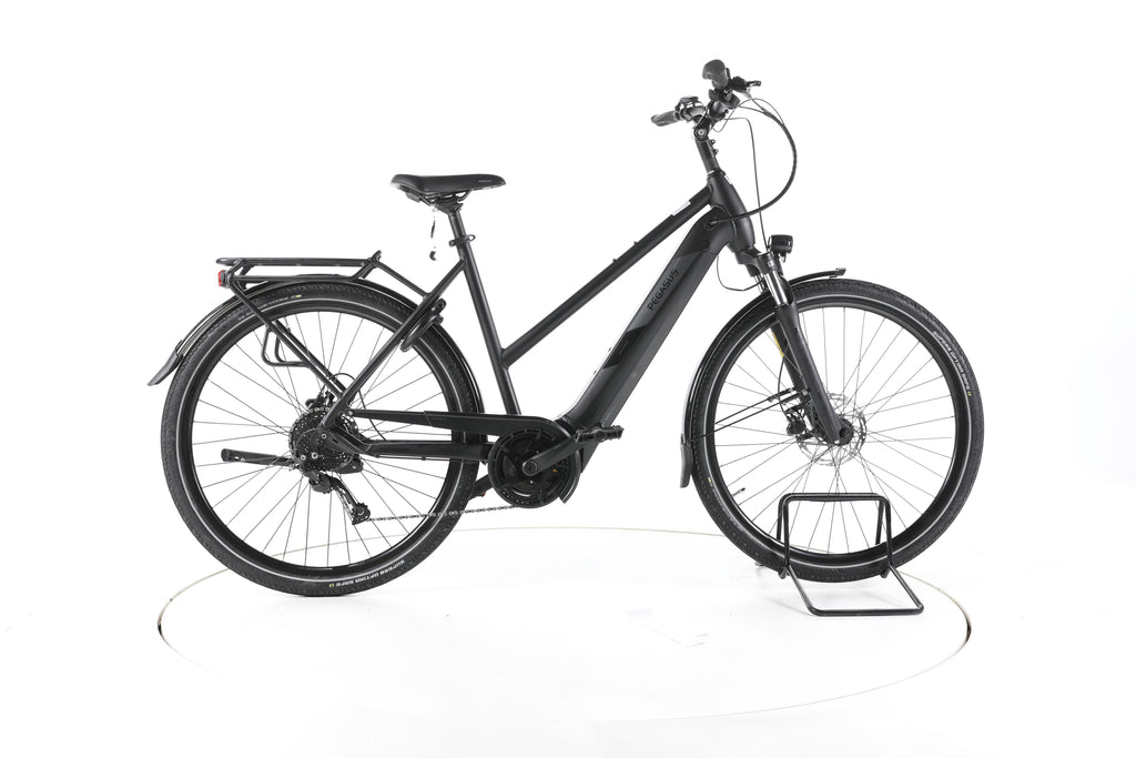 Pegasus Solero EVO Trekking E-Bike 2023 - Image 1