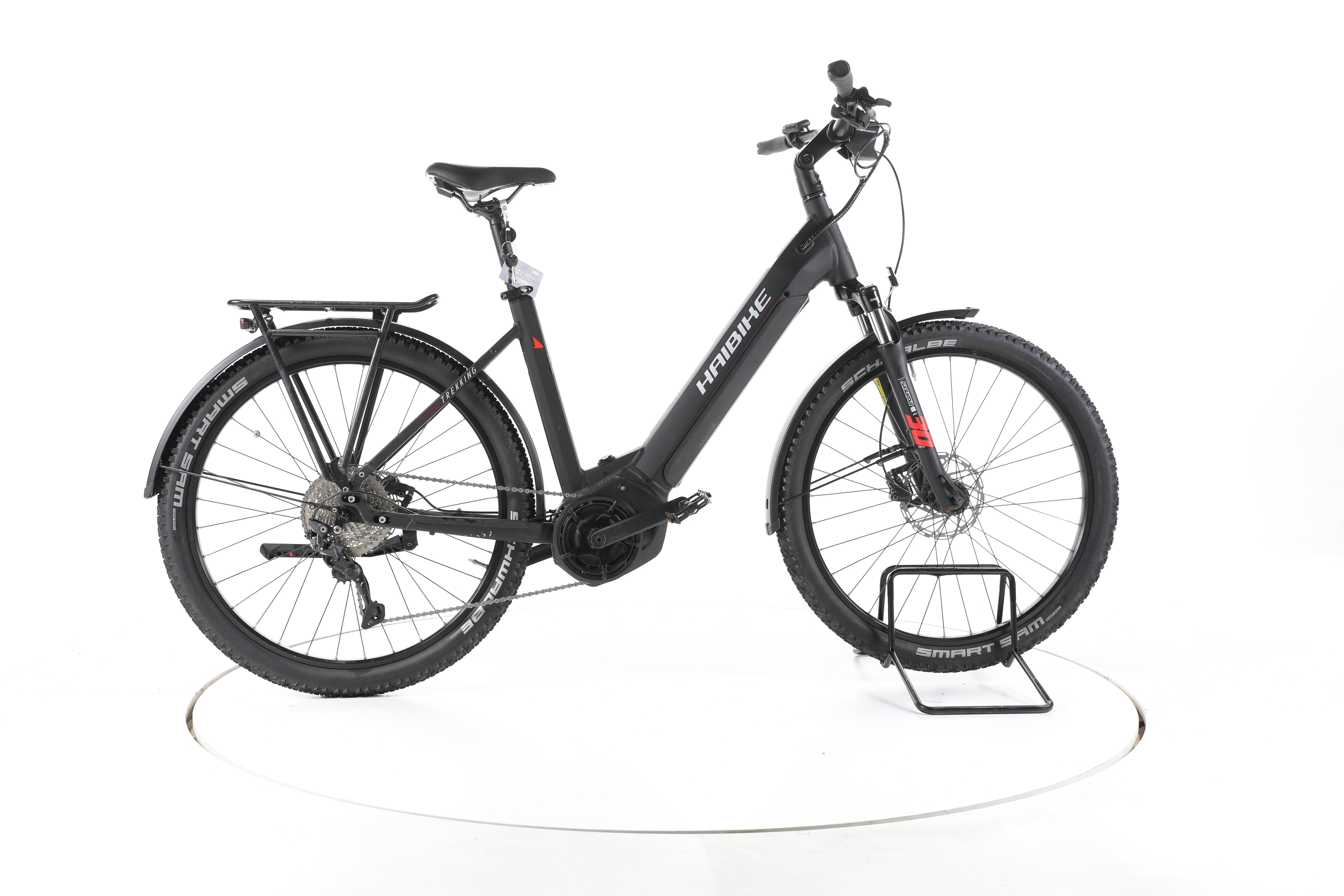 Haibike Trekking 6 Trekking E-Bike Tiefeinsteiger - Image 1