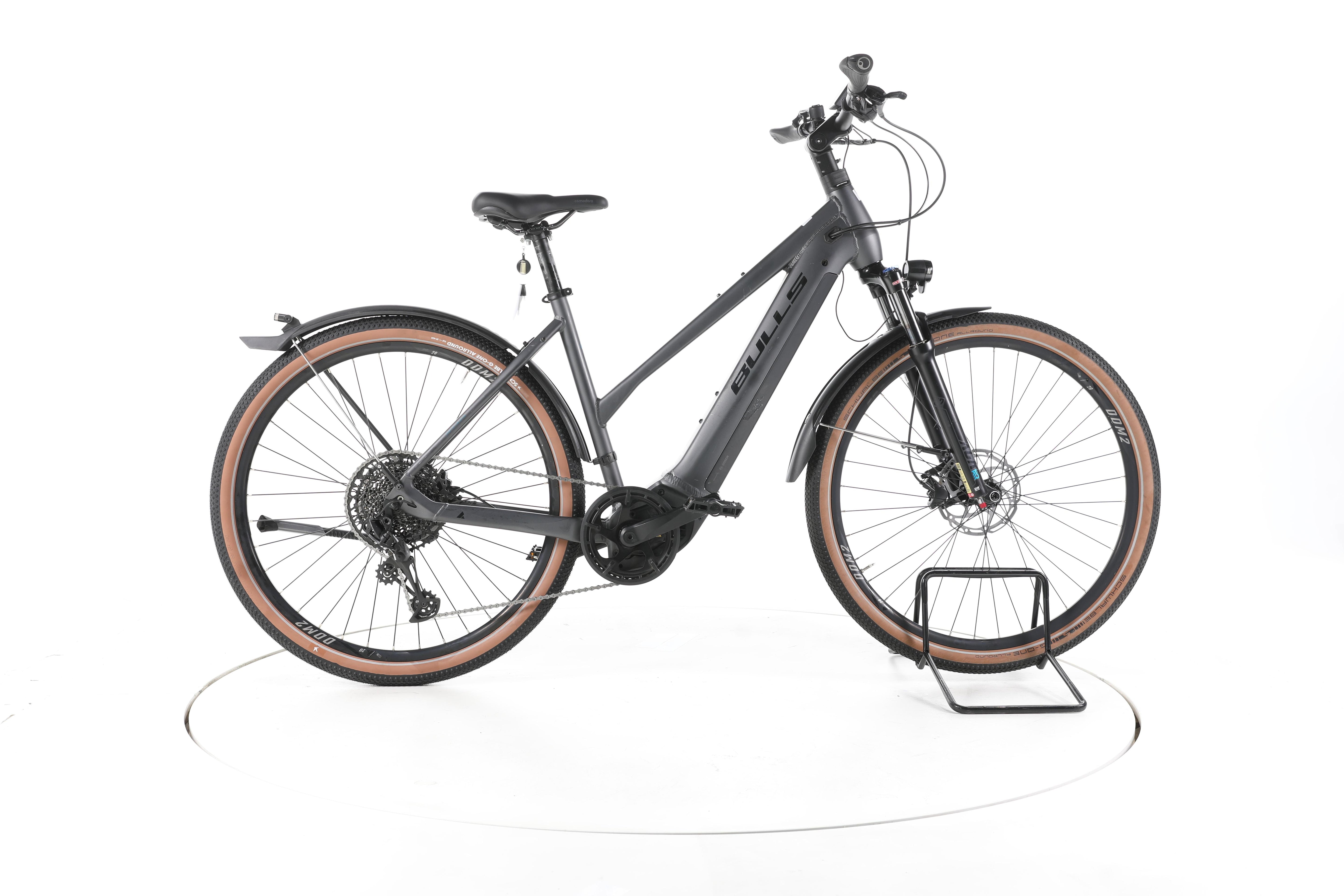 Bulls Cross Rider EVO 2 Trekking E-Bike - Image 1