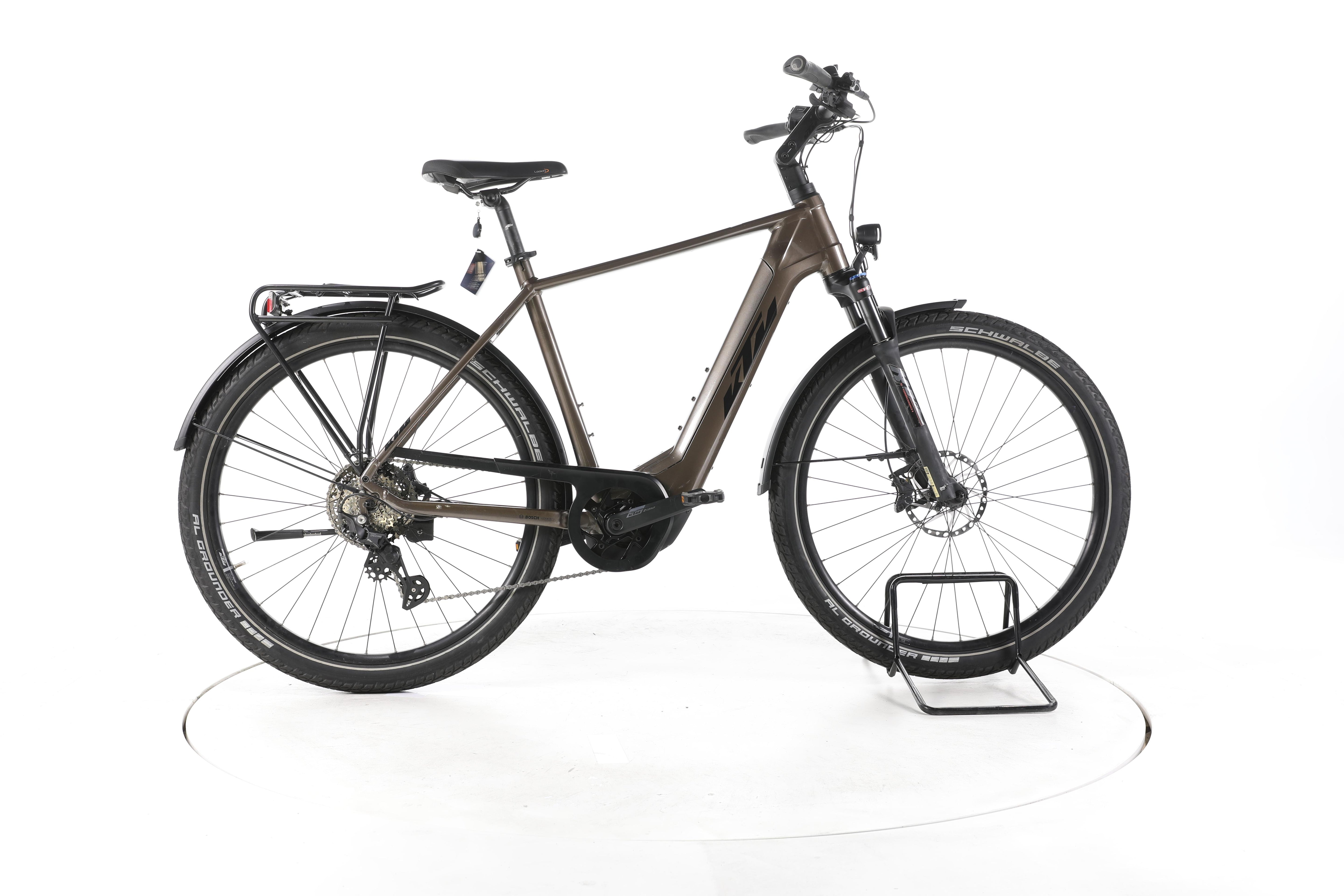 KTM Macina Gran 710 Trekking E-Bike Tiefeinsteiger - Image 1