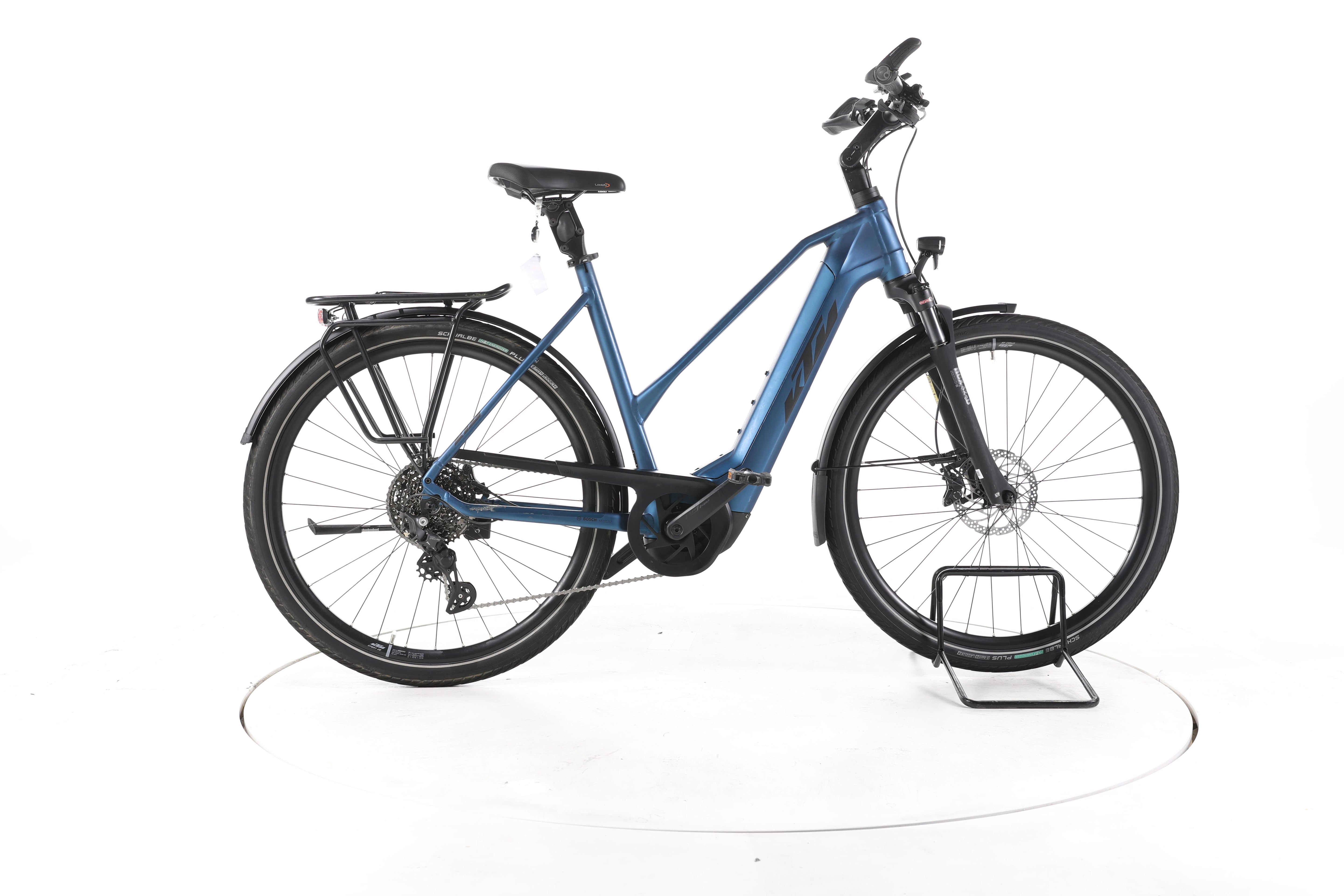 KTM Macina Style 730 Trekking E-Bike - Image 1