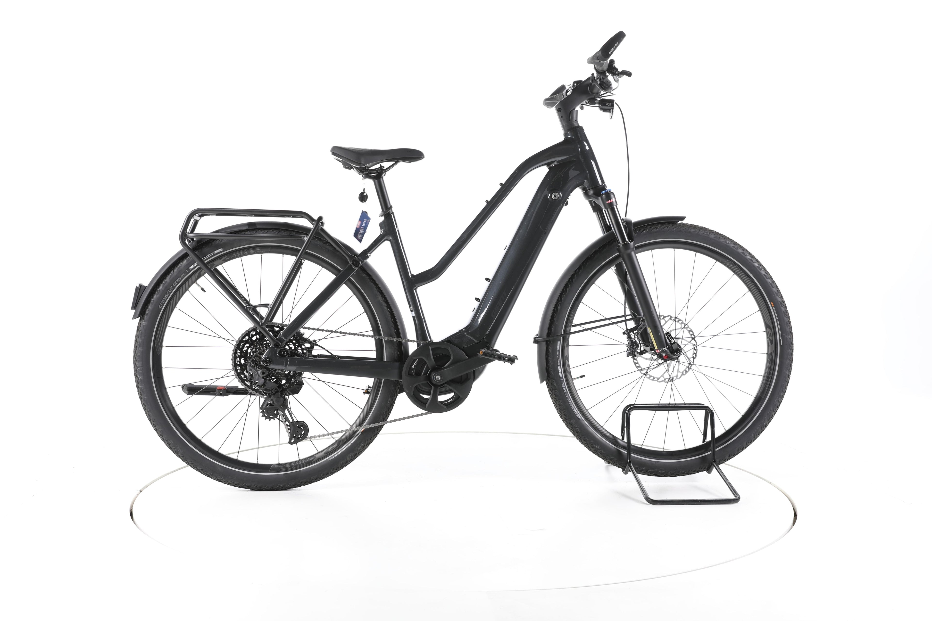 Giant Explore E+0 Pro STA Trekking E-Bike 2023 - Image 1
