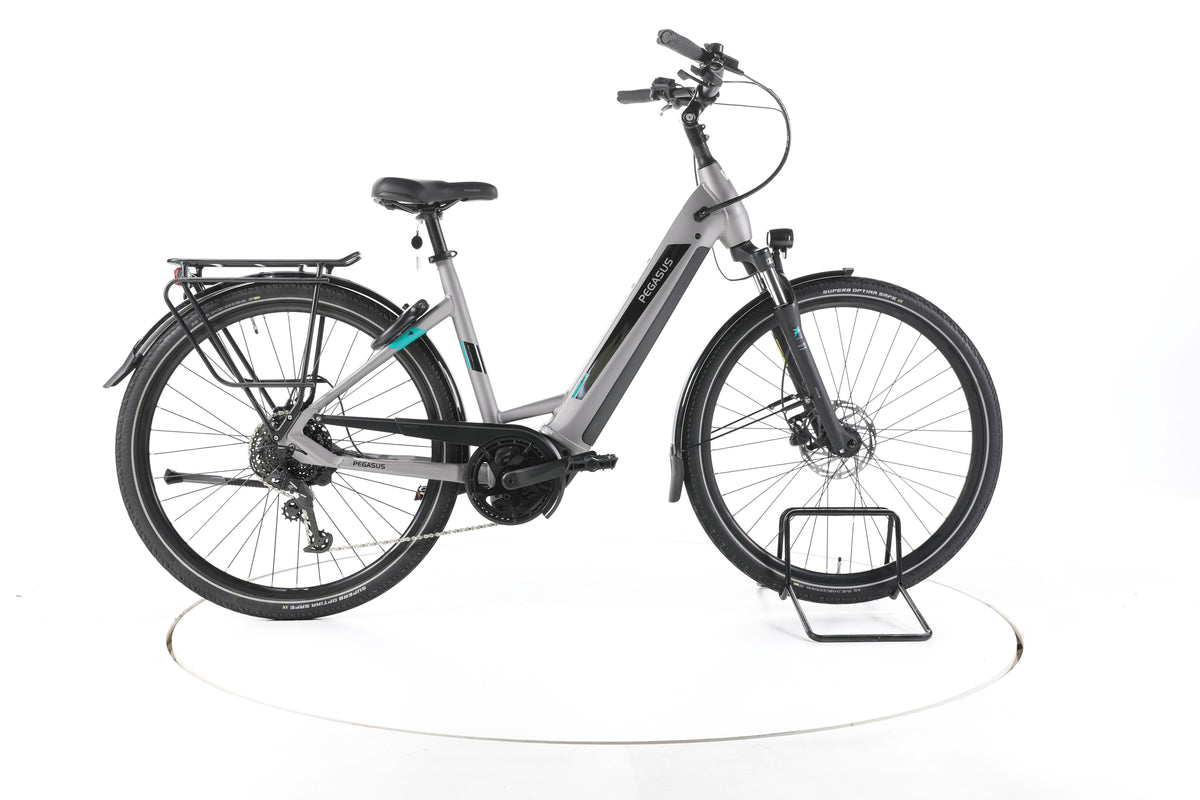 Pegasus EVO CX Trekking E-Bike Tiefeinsteiger - Image 1