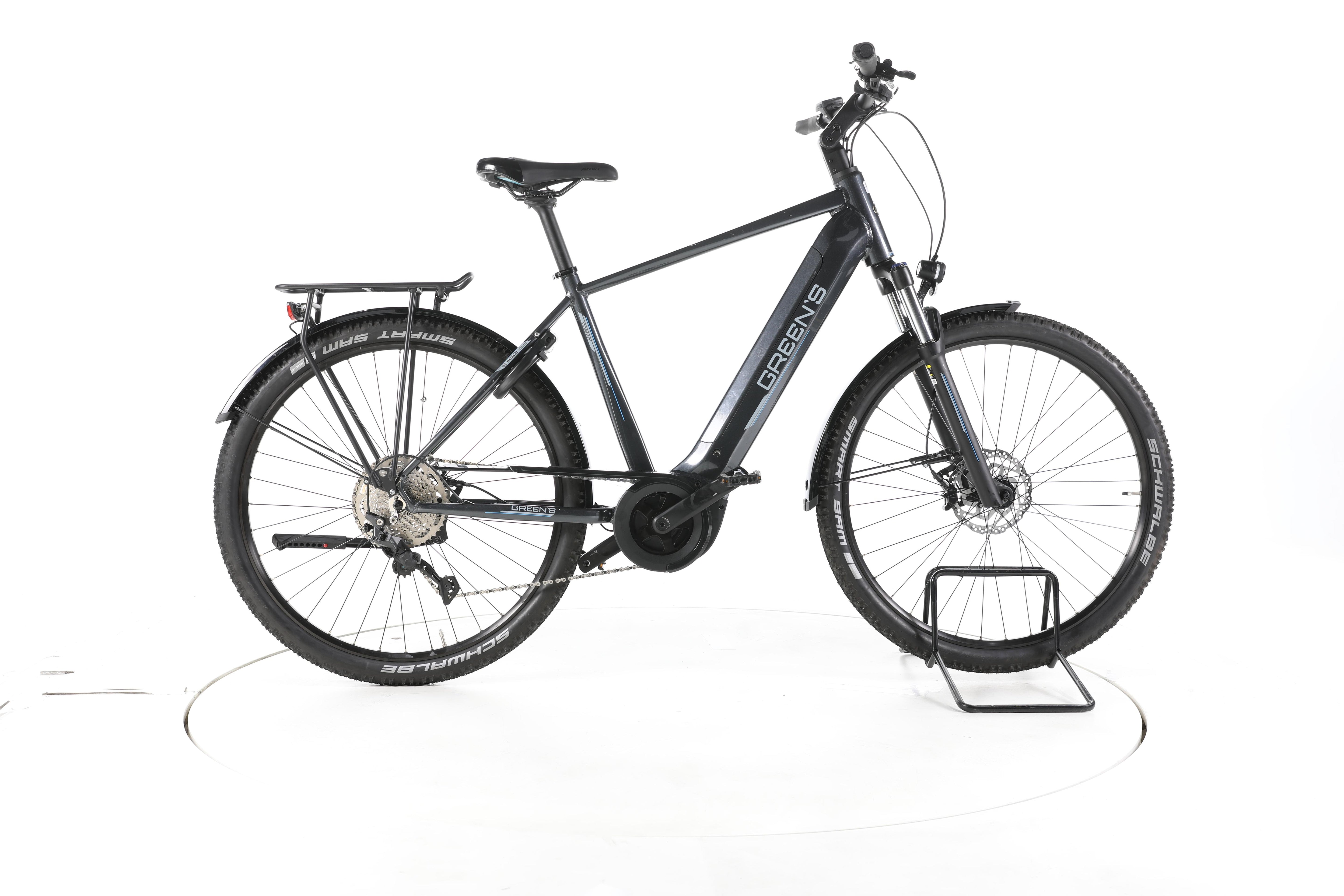 Green's Dorset Trekking E-Bike - Image 1