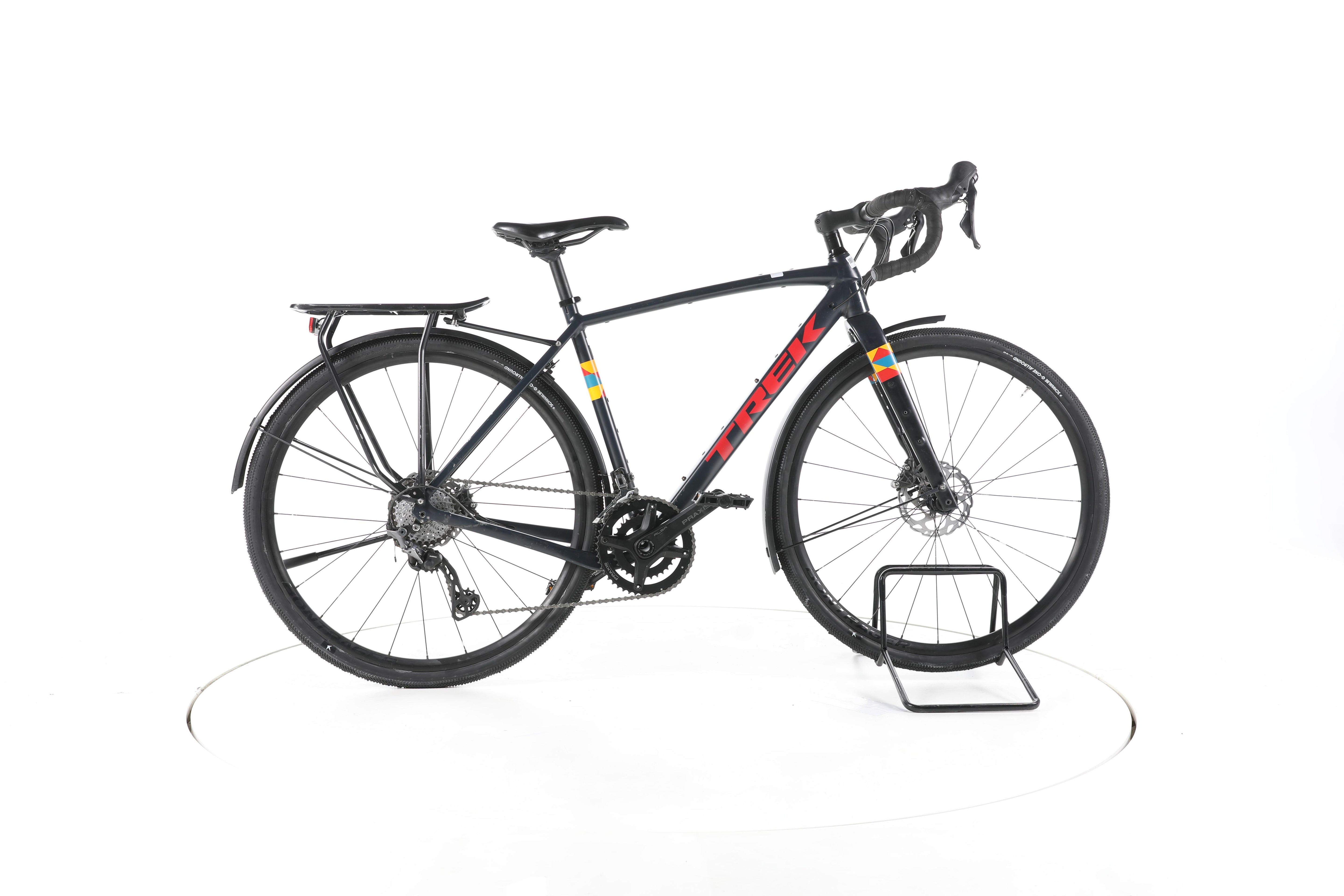 Trek Checkpoint ALR 5 - Image 1