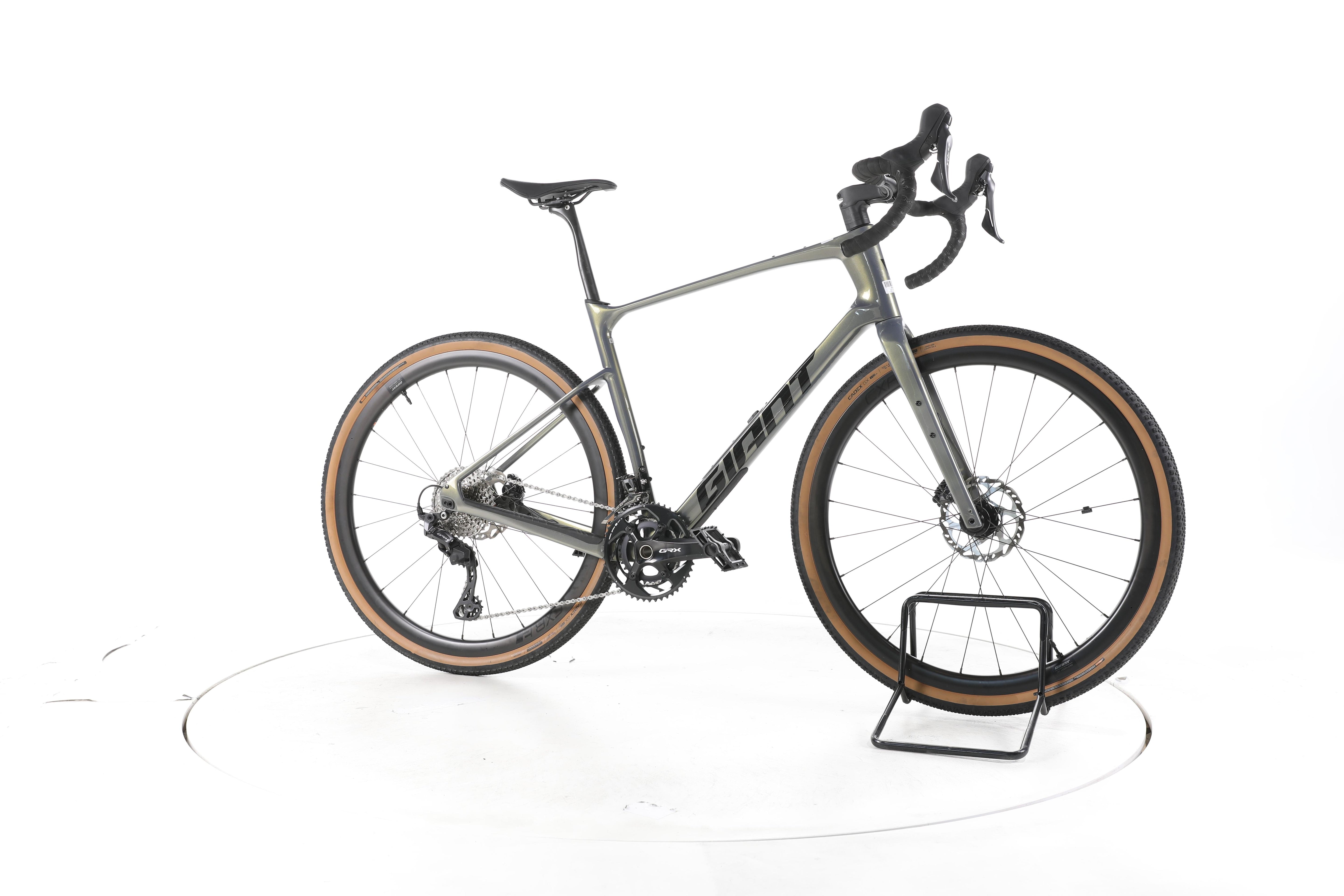 Giant Revolt Advanced 0 Gravelbike Carbon - Image 2