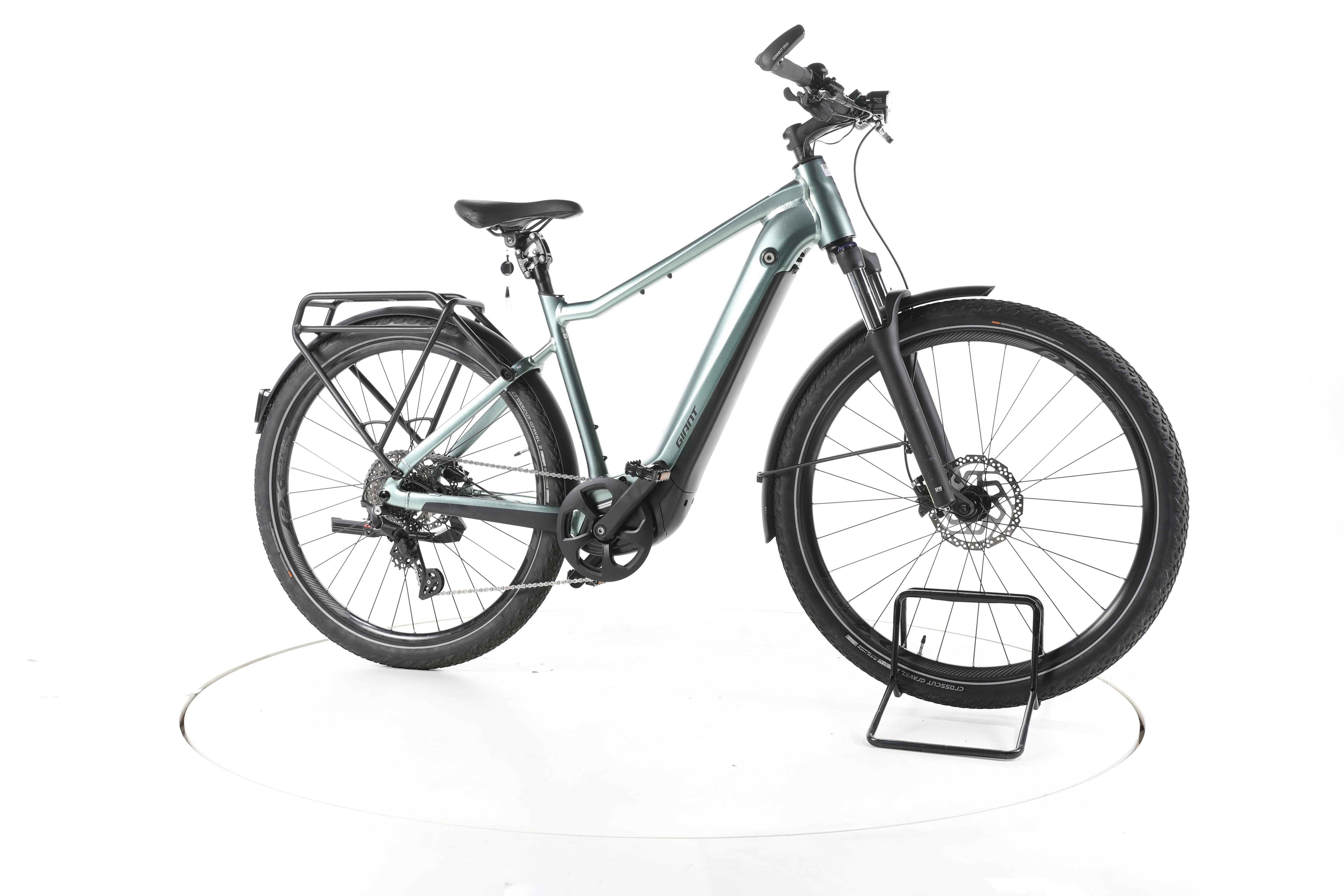 Giant Explore E+ 1 DD Trekking E-Bike - Image 2