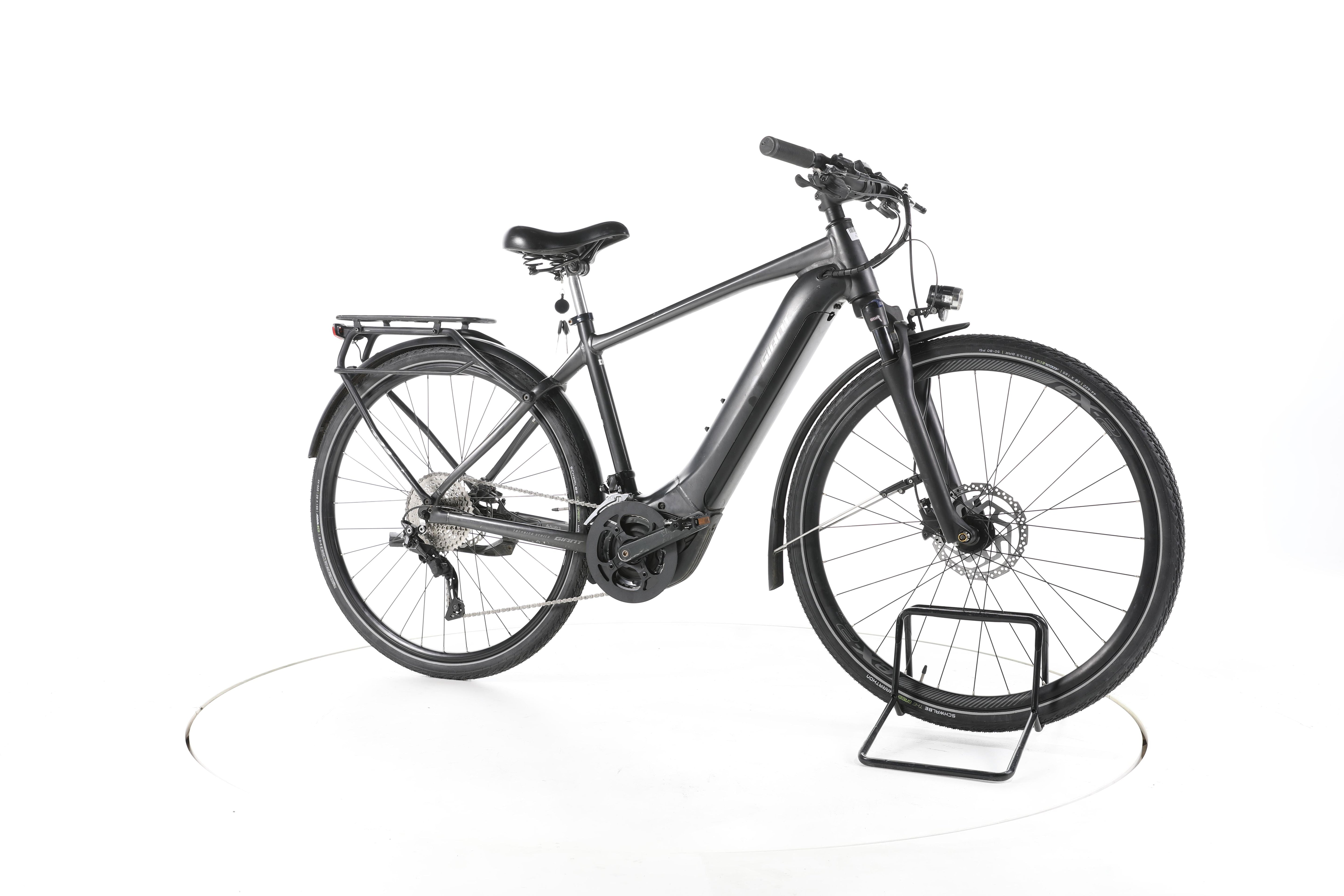 Giant Explore E+ 1 Trekking E-Bike - Image 2