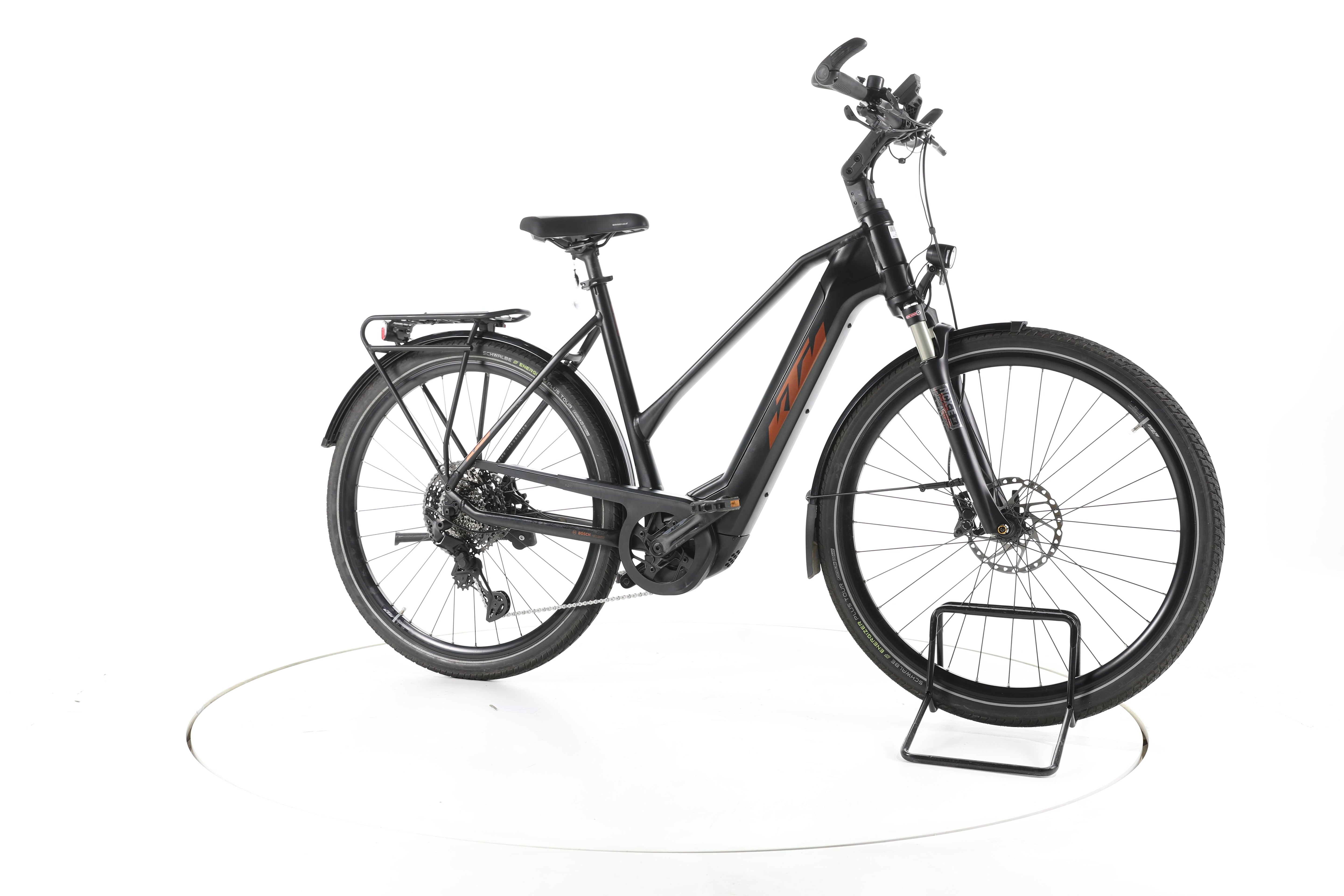 KTM Macina Ultimate XTS Trekking E-Bike - Image 2