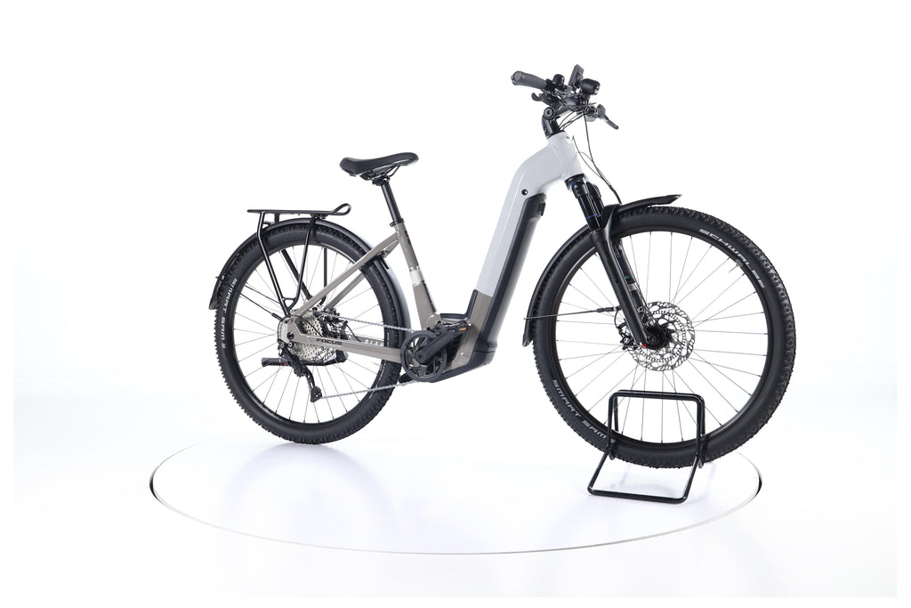 Focus Planet² 6.8 Trekking E-Bike Tiefeinsteiger 2023 - Image 2