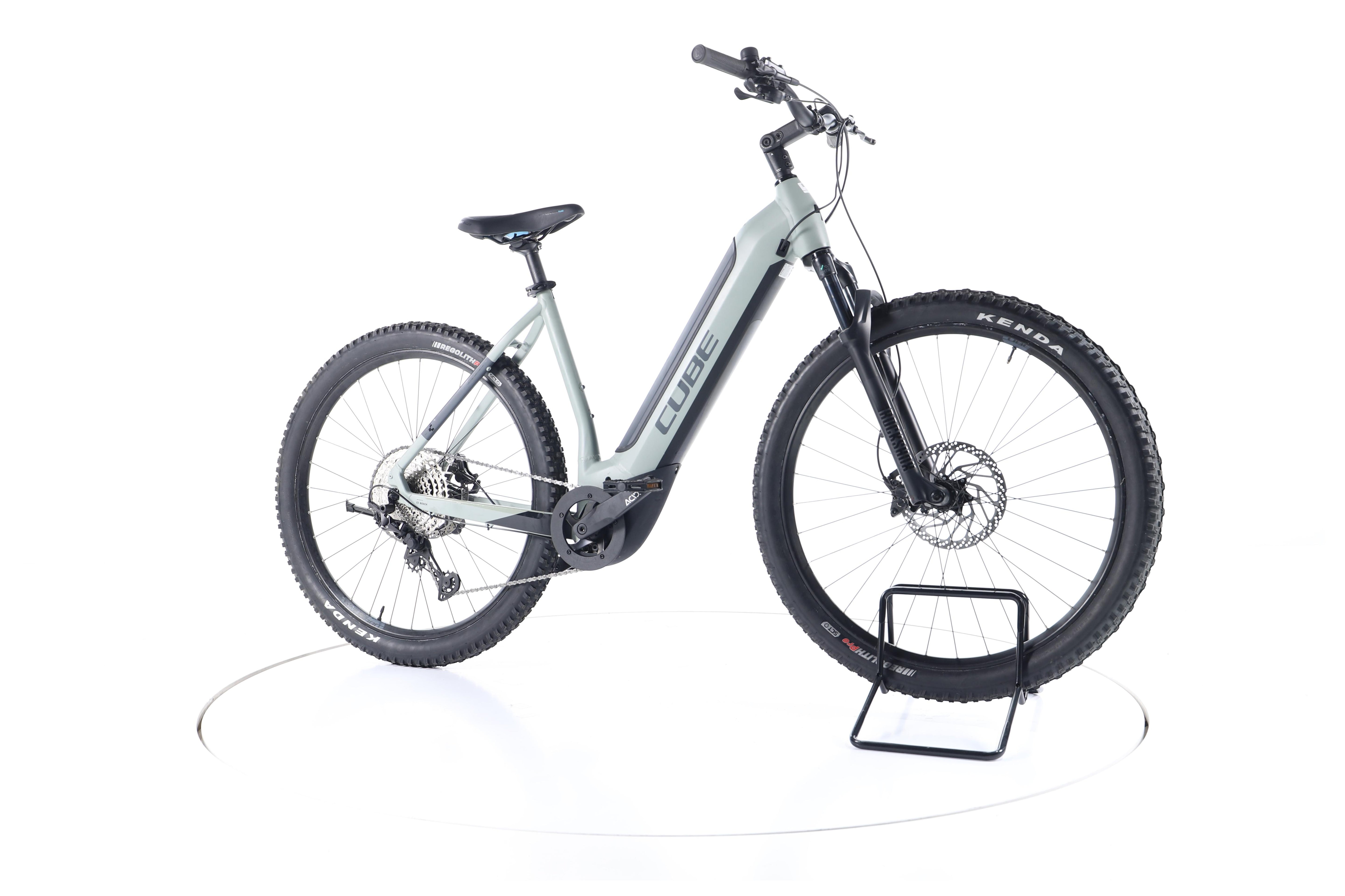 Cube Reaction Hybrid Race Trekking E-Bike Tiefeinsteiger - Image 2