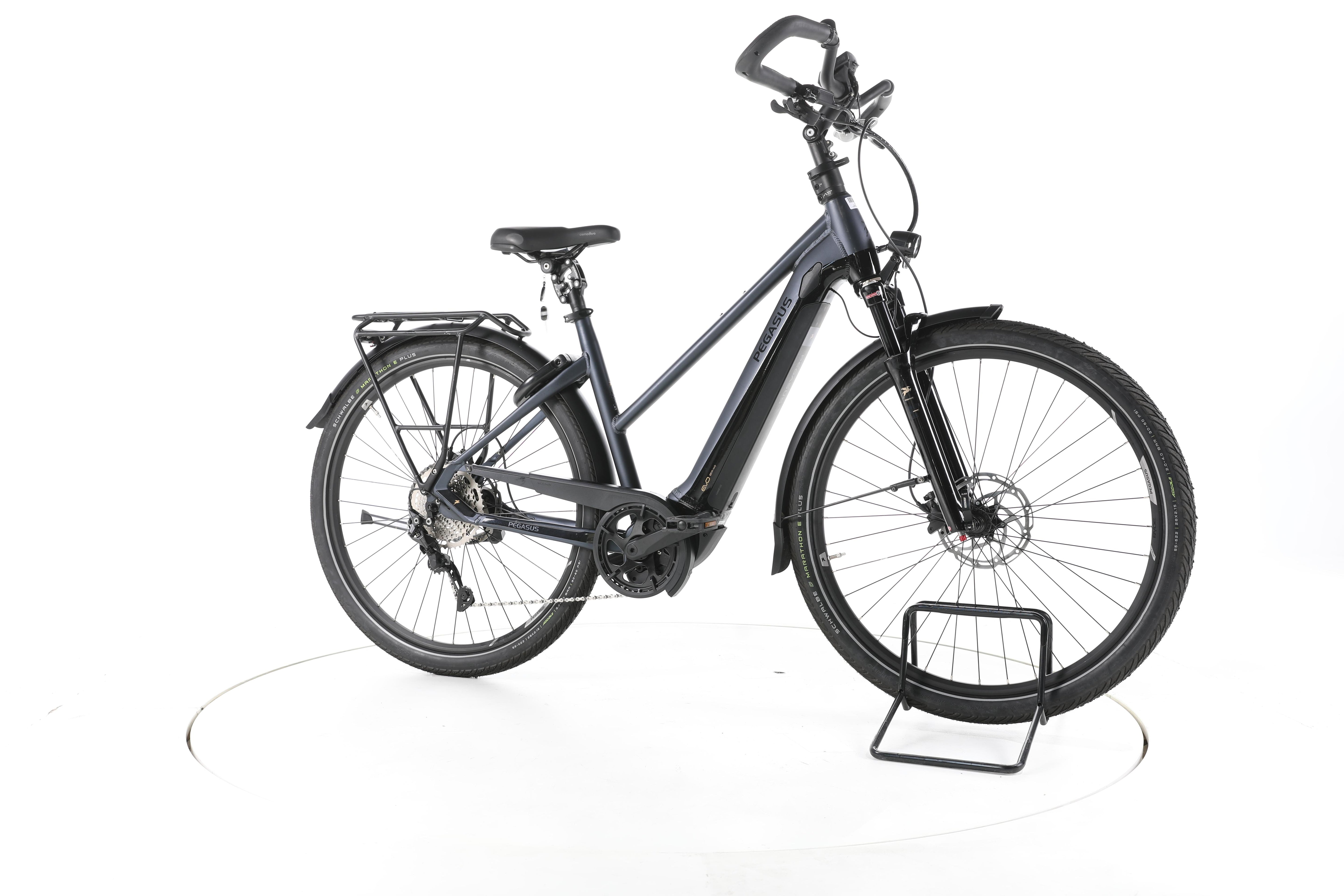 Pegasus Premio EVO 10 Lite Trekking E-Bike - Image 2