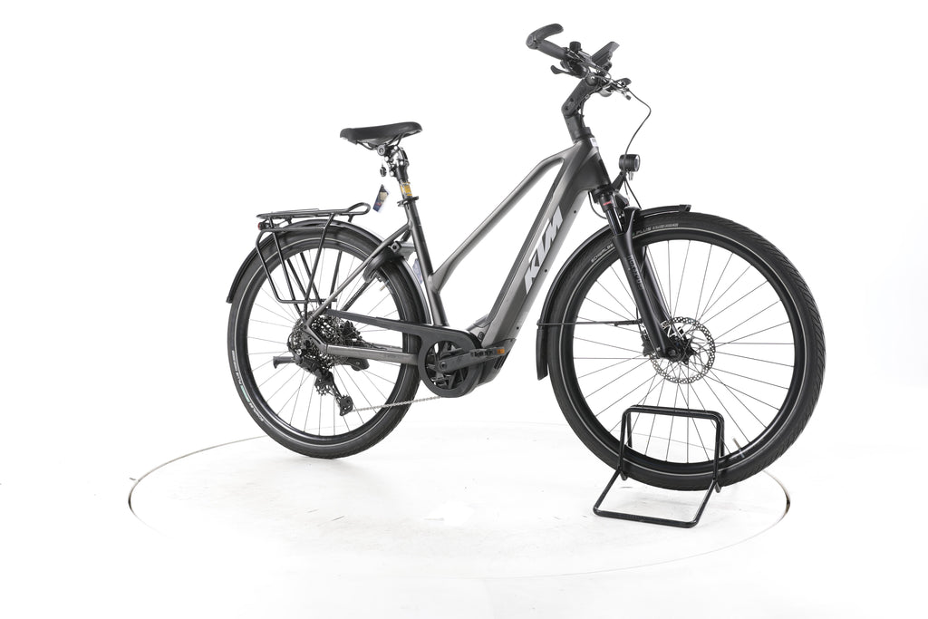 KTM Cento 10 Plus Trekking E-Bike 2025 - Image 2