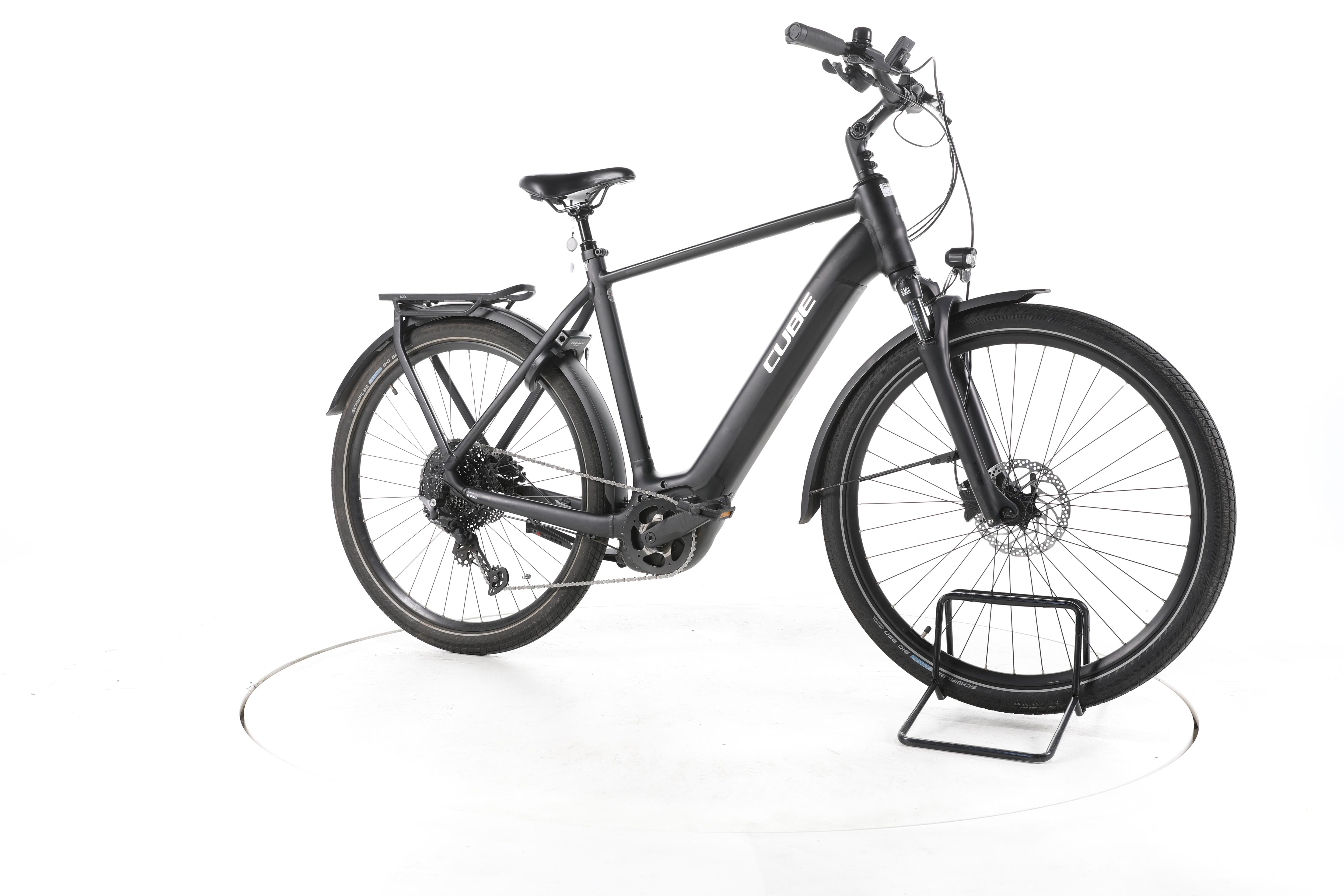 Cube Touring Hybrid Pro Trekking E-Bike - Image 2