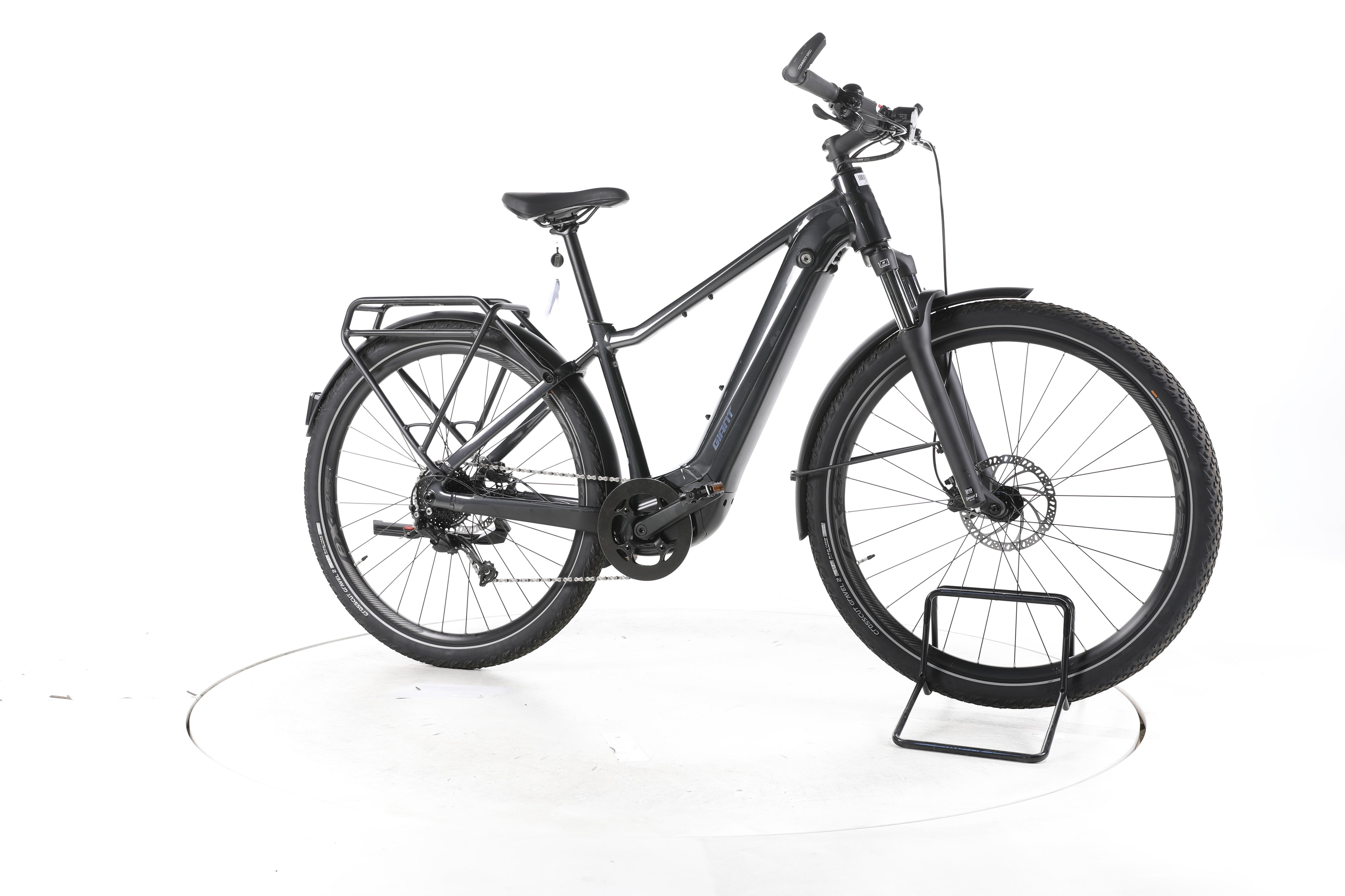 Giant Explore E+ 2 Trekking E-Bike - Image 2