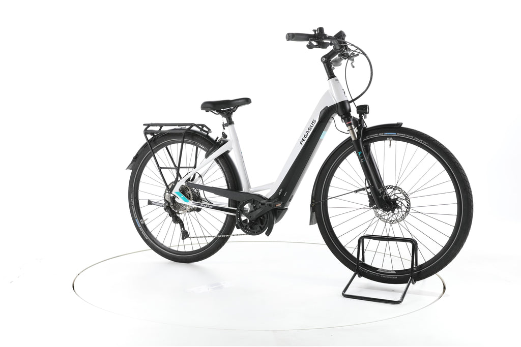 Pegasus Premio EVO 10 Lite Trekking E-Bike Tiefeinsteiger - Image 2