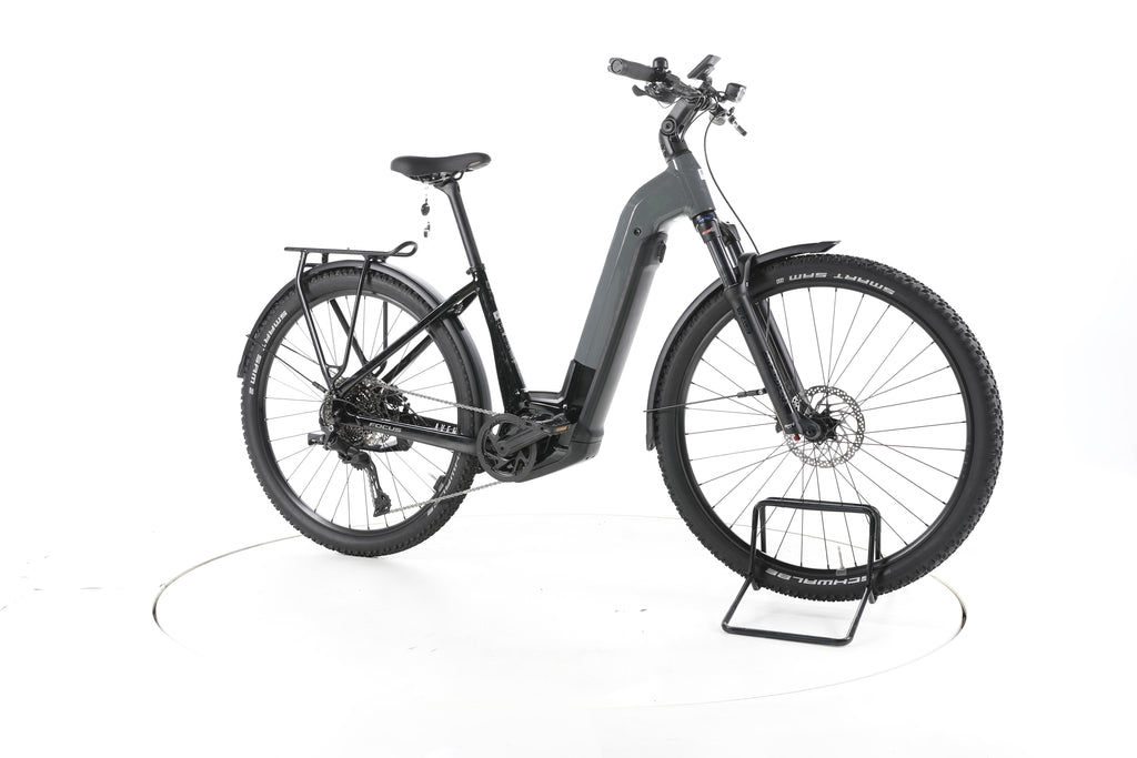 Focus Aventura² 6.8 Trekking E-Bike Tiefeinsteiger 2025 - Image 2