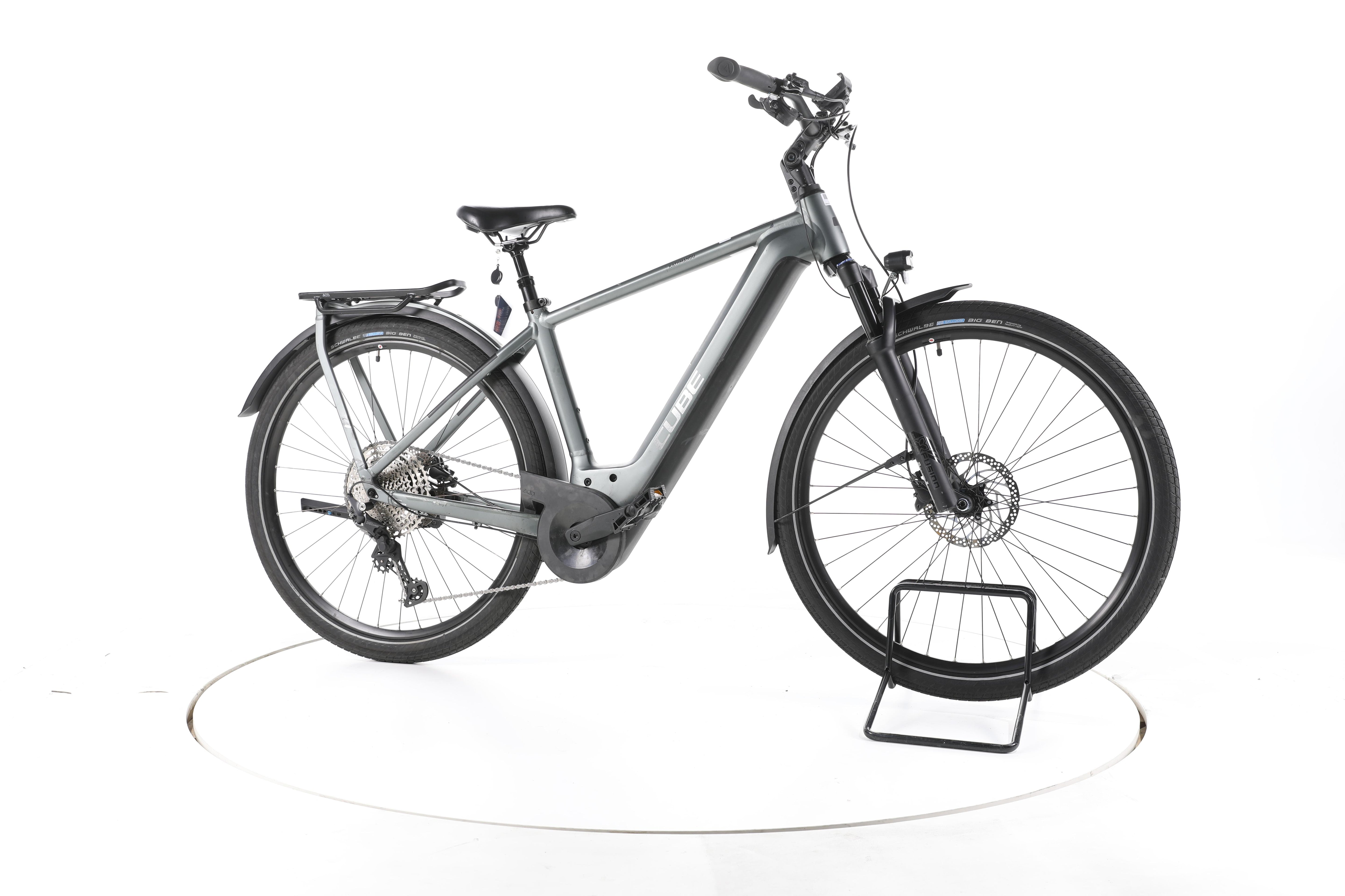 Cube Kathmandu Hybrid Pro Trekking E-Bike - Image 2