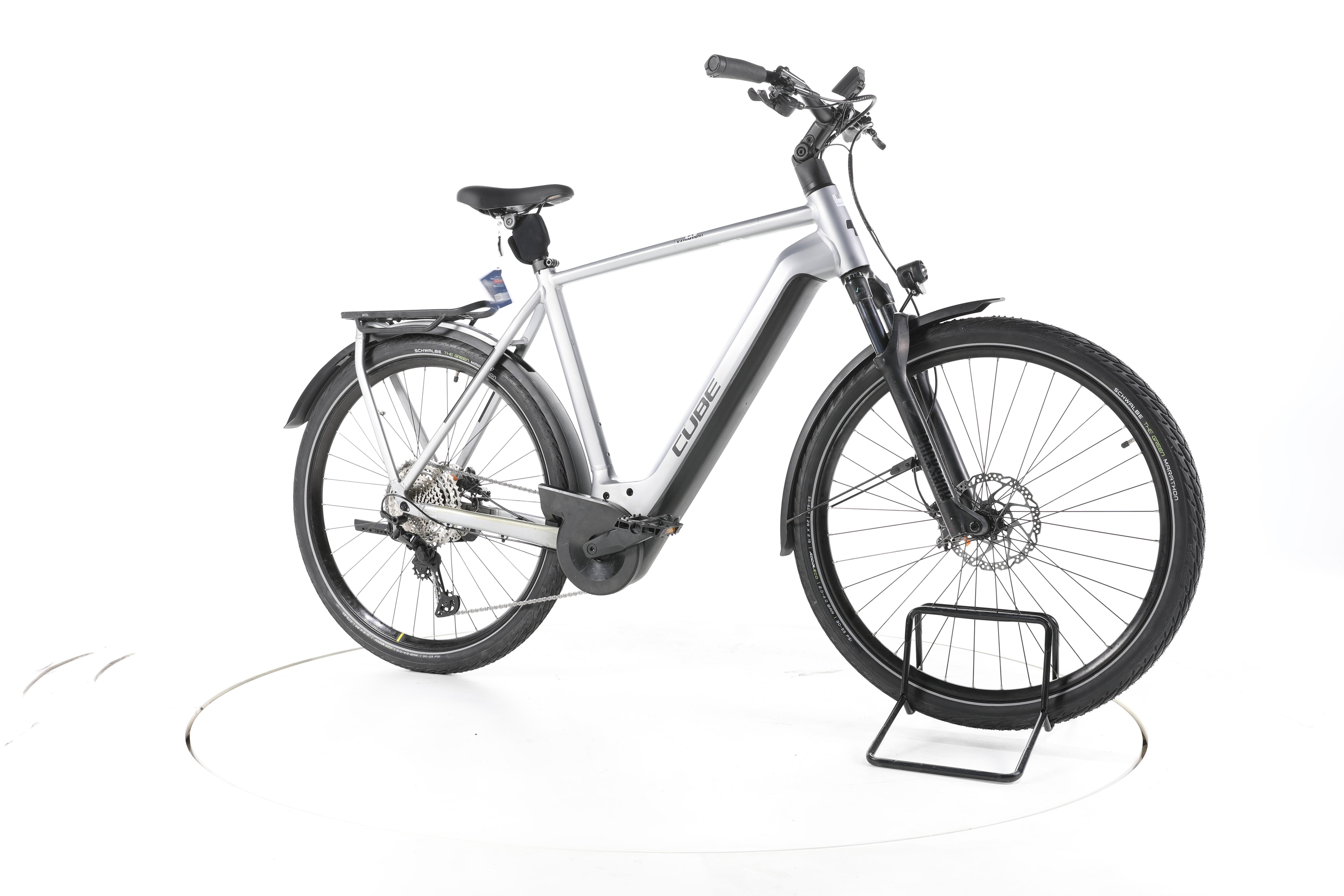 Cube Kathmandu Hybrid SLX Trekking E-Bike - Image 2